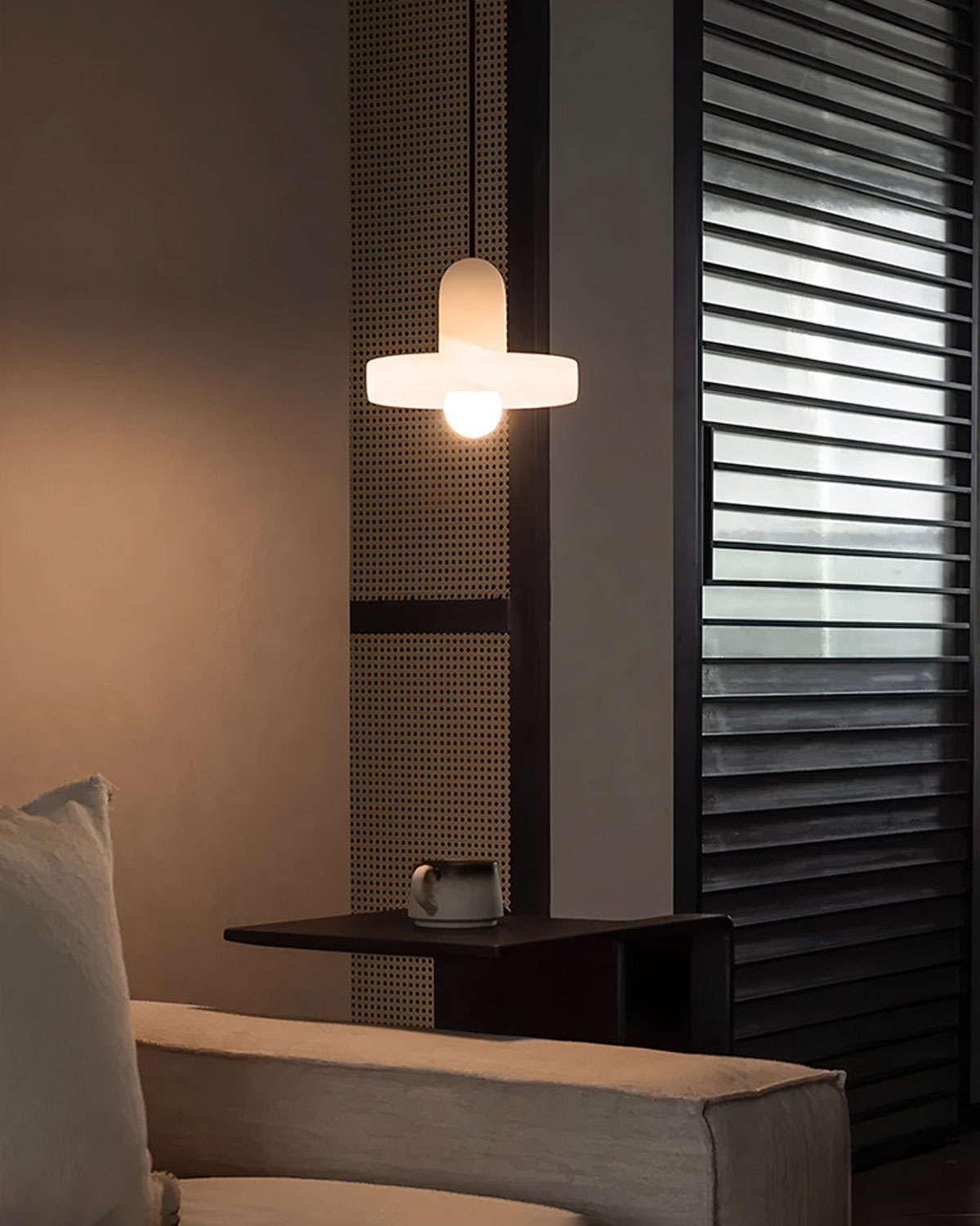 Aureole Alabaster Pendant Light