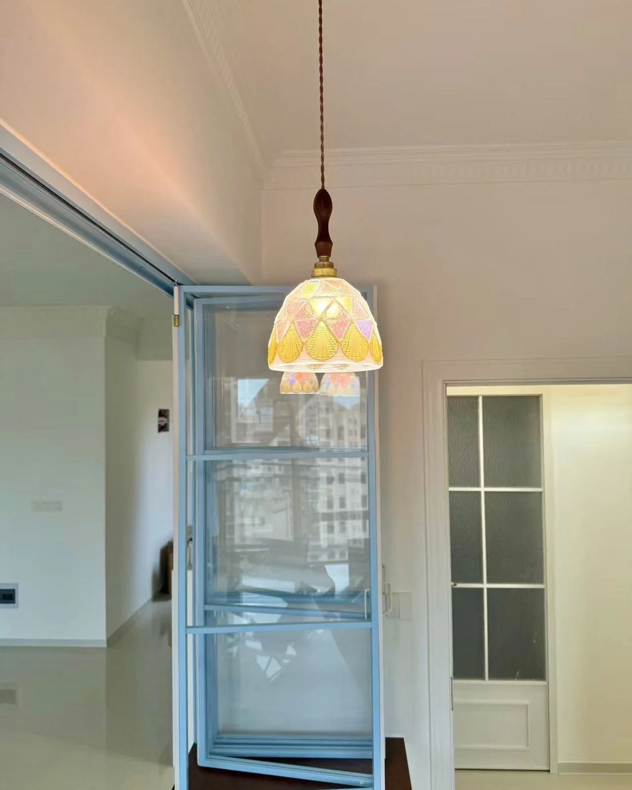 Aurora Seashell Mosaic Pendant Light