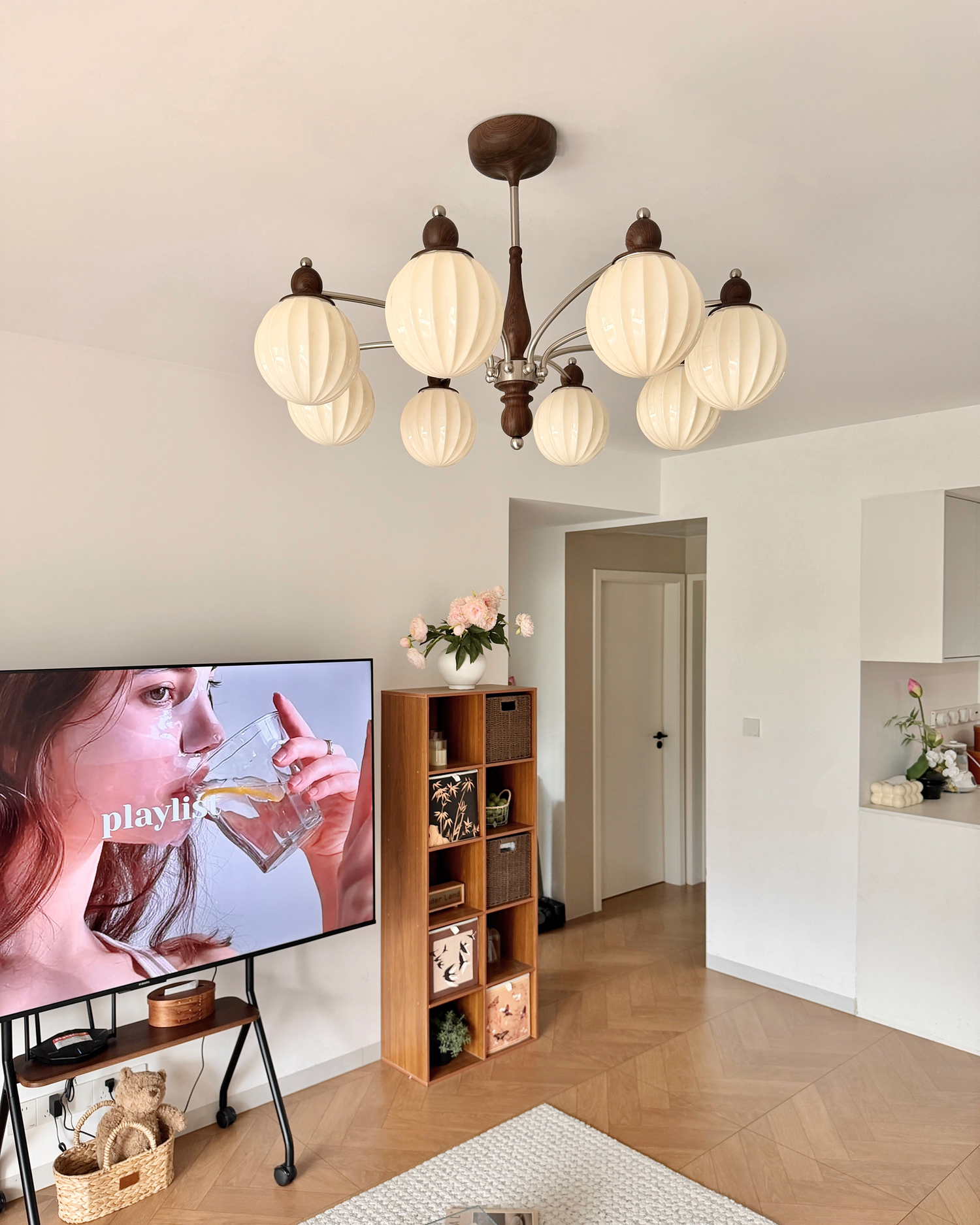 Aveline Glass Chandelier