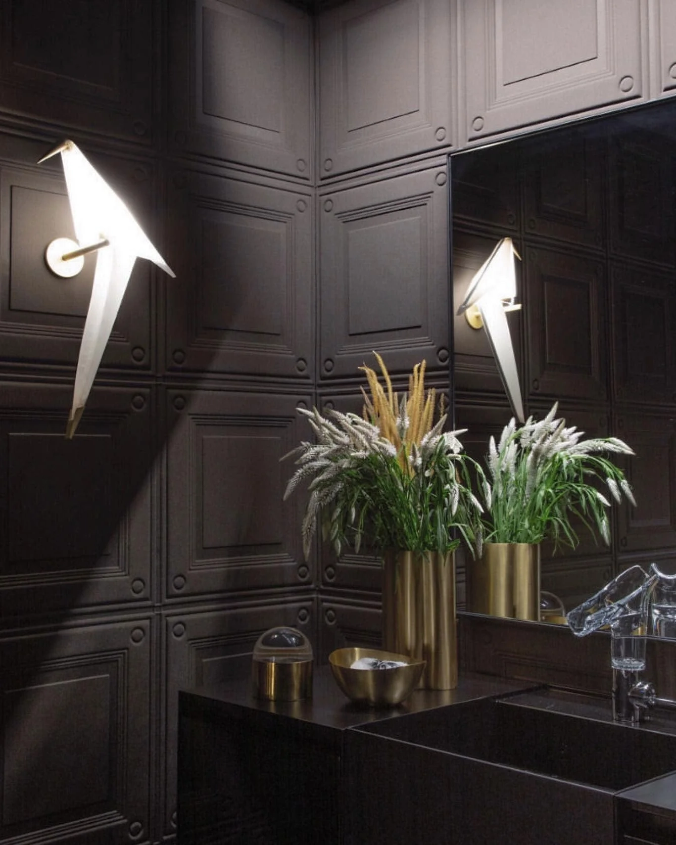 Avian Serenity Wall Lamp