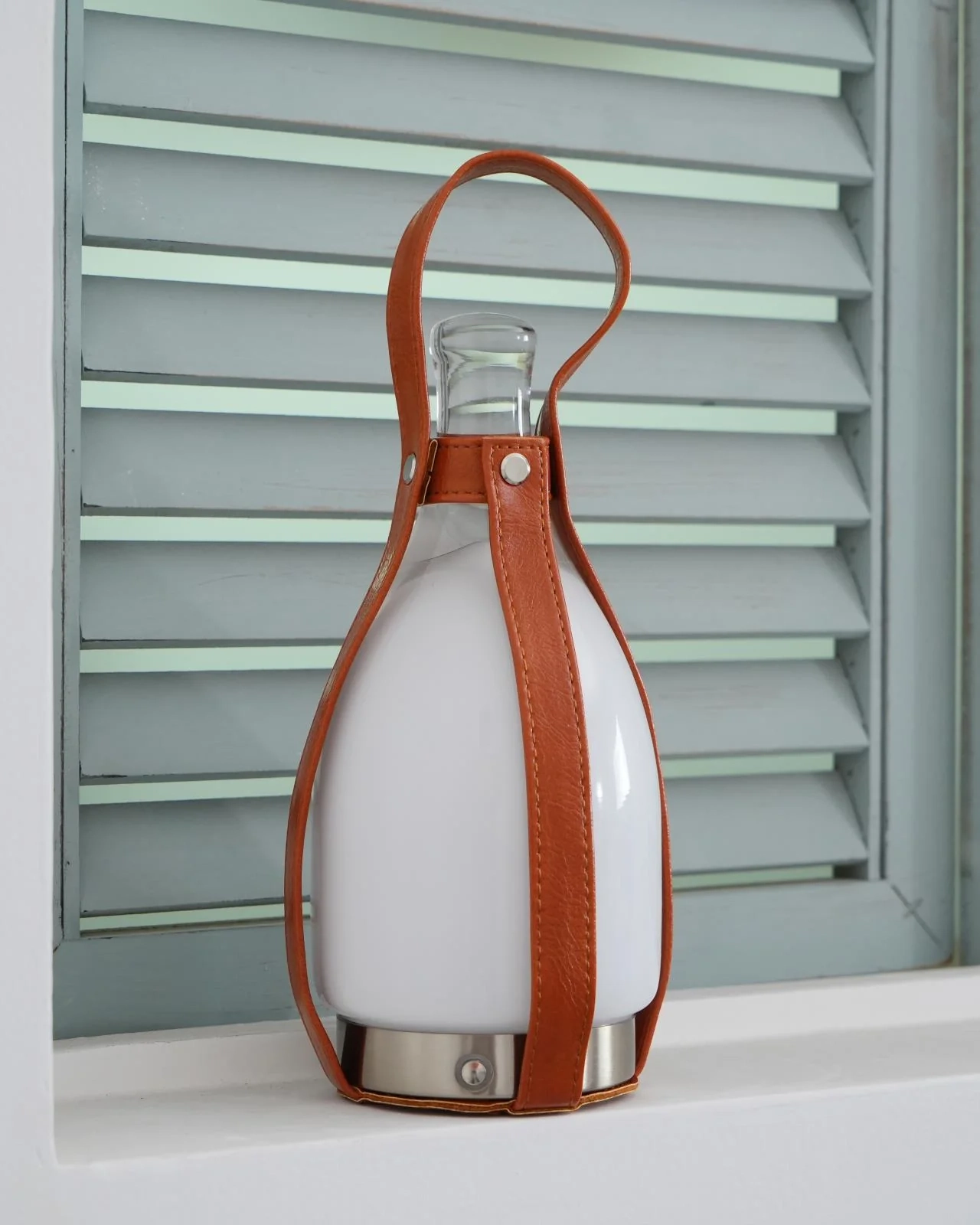 Bell Portable Battery Table Lamp