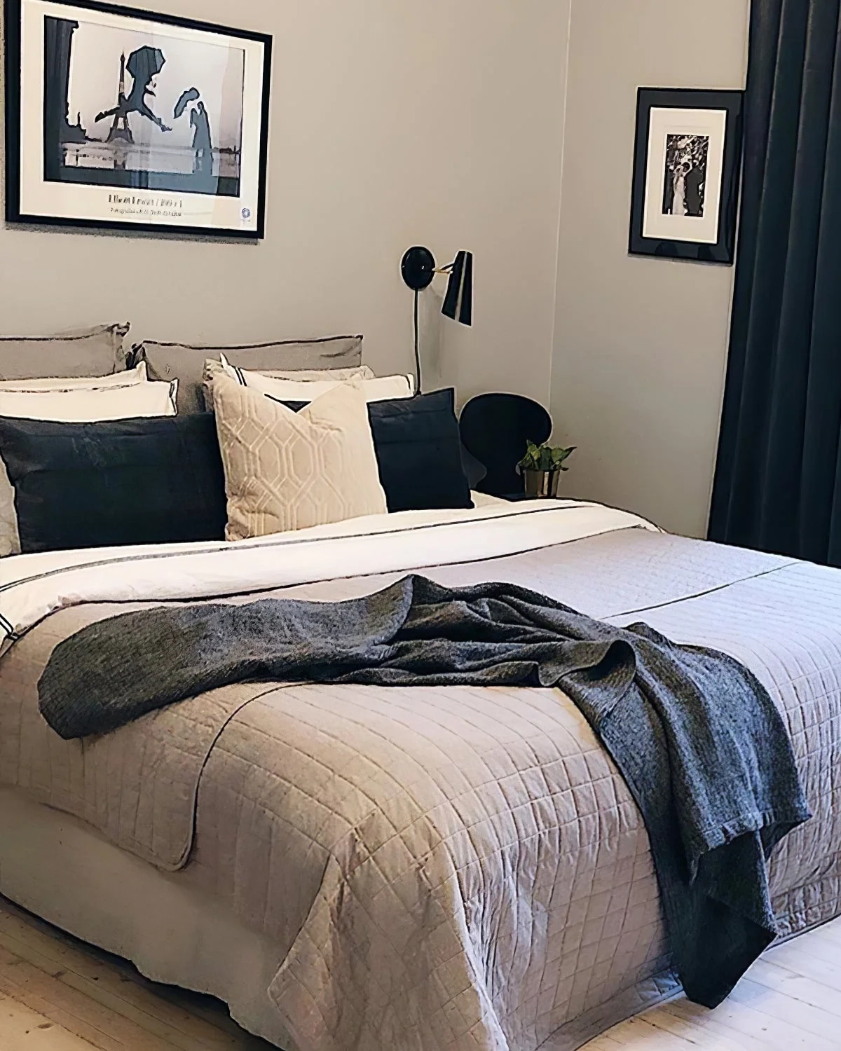 Birdy Plug-in Wall Lamp