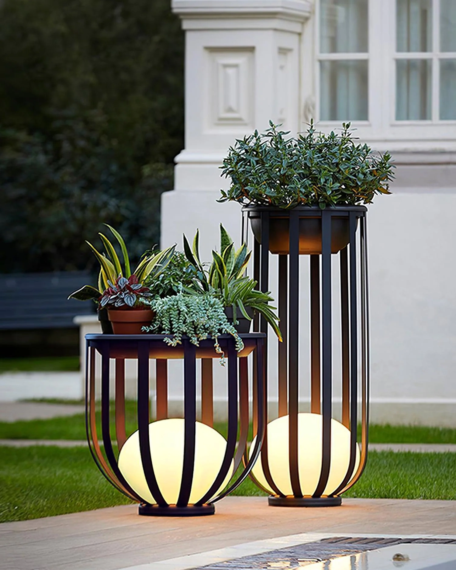Bols Outdoor Garden Lamp
