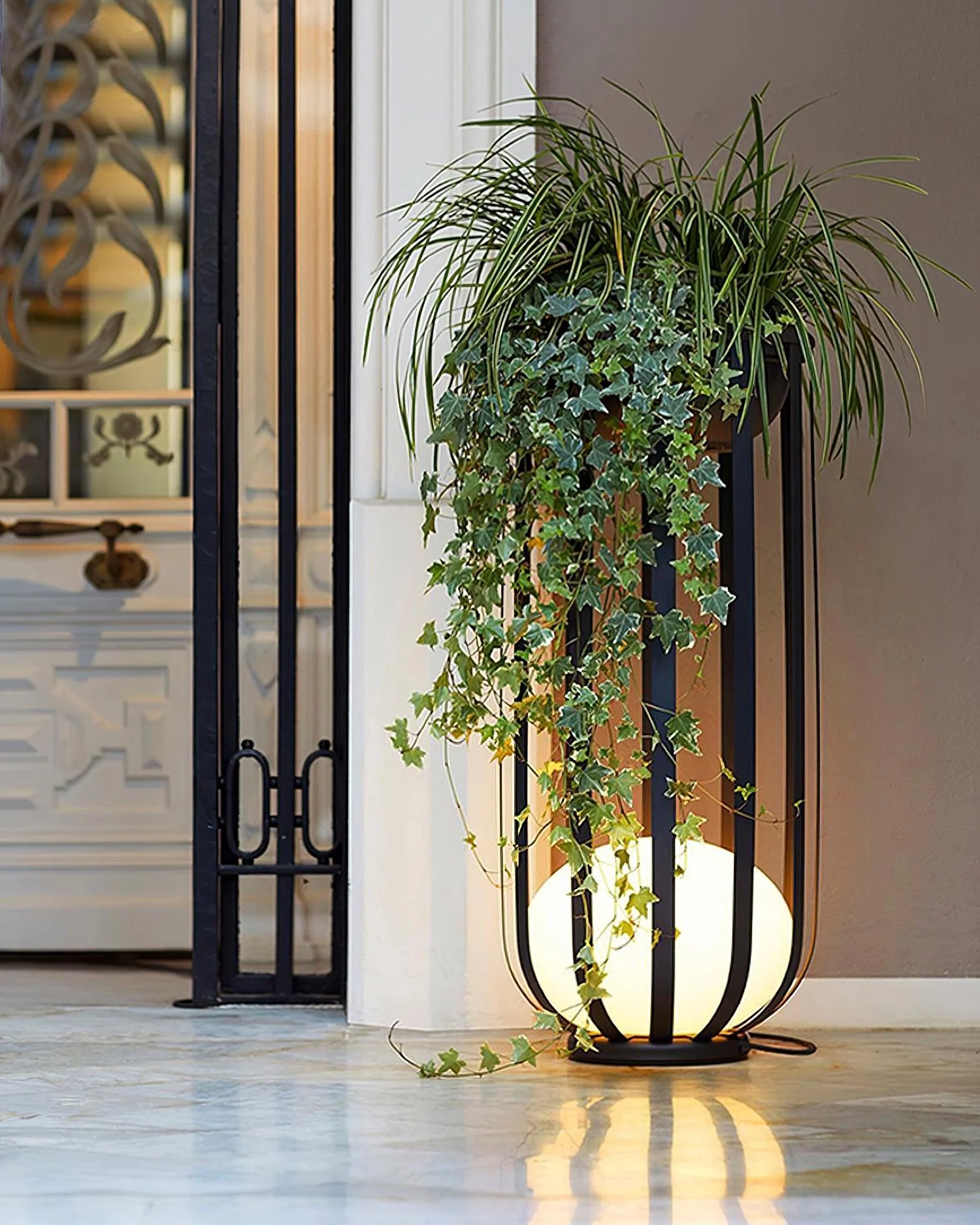 Bols Outdoor Garden Lamp