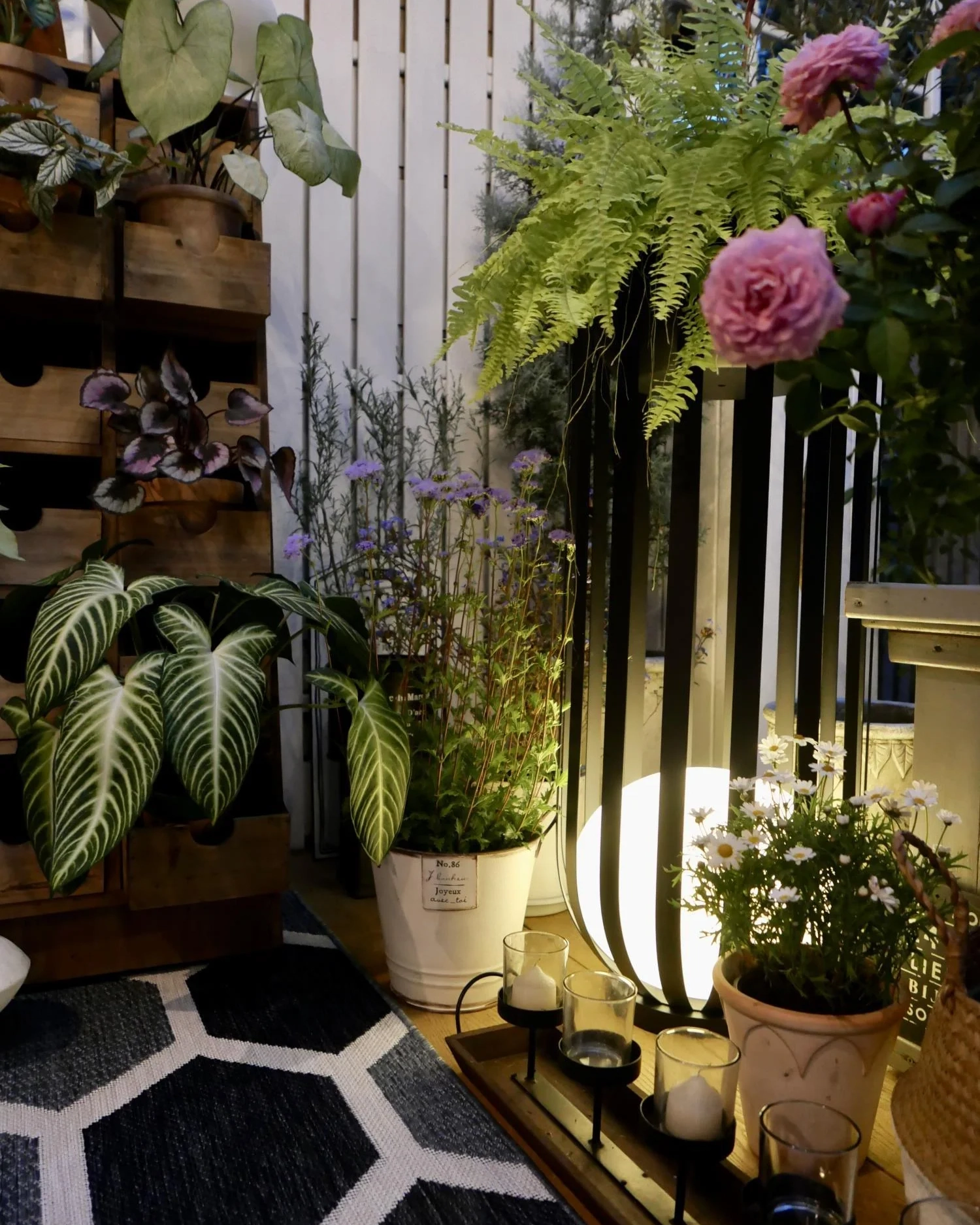 Bols Outdoor Garden Lamp