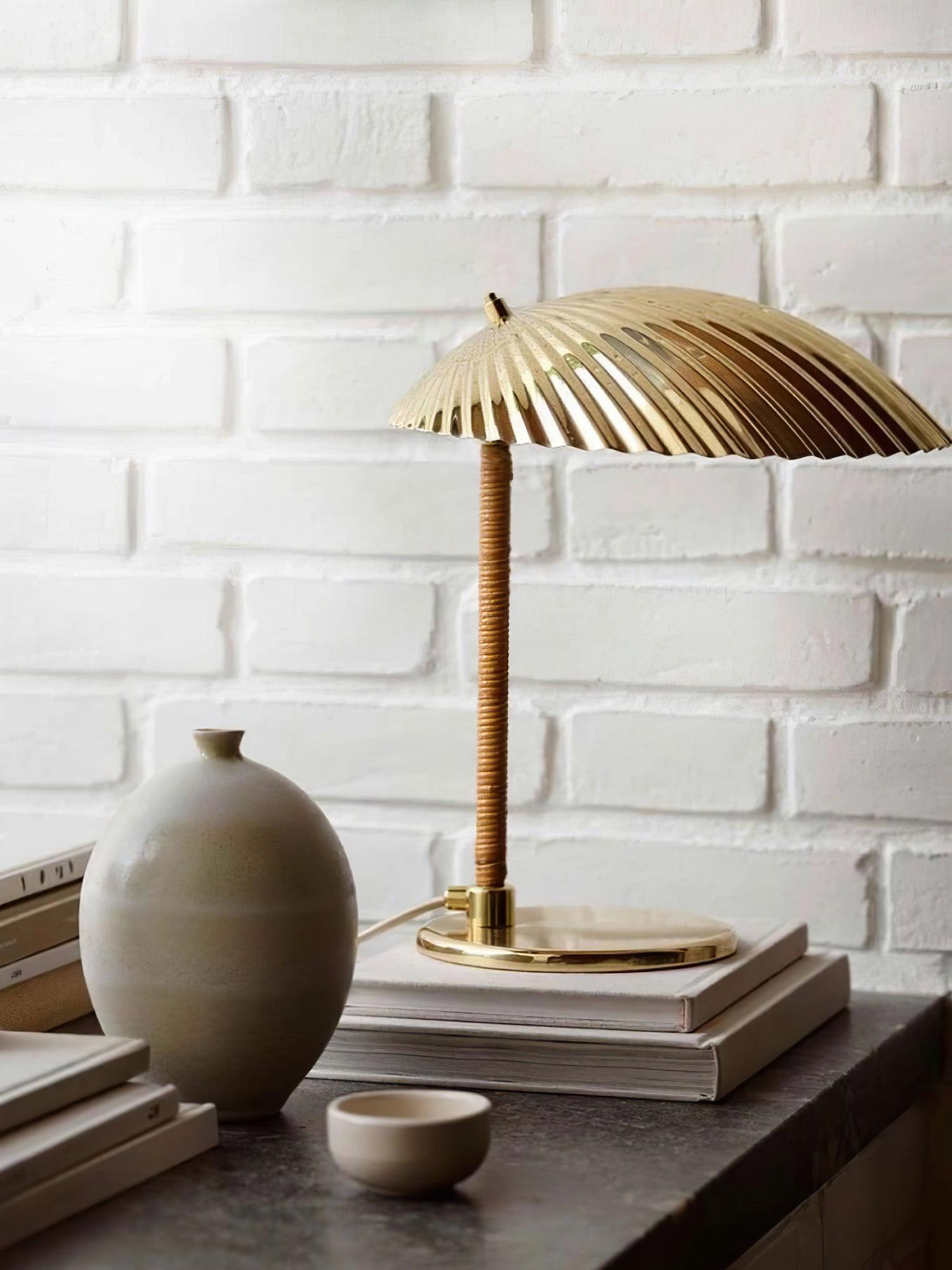 Brass Shell Table Lamp-elegalight