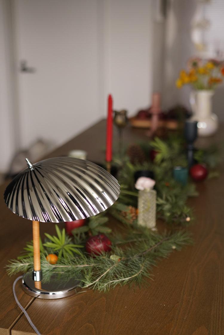 Brass Shell Table Lamp-elegalight