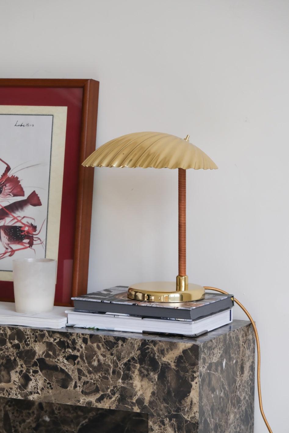 Brass Shell Table Lamp-elegalight