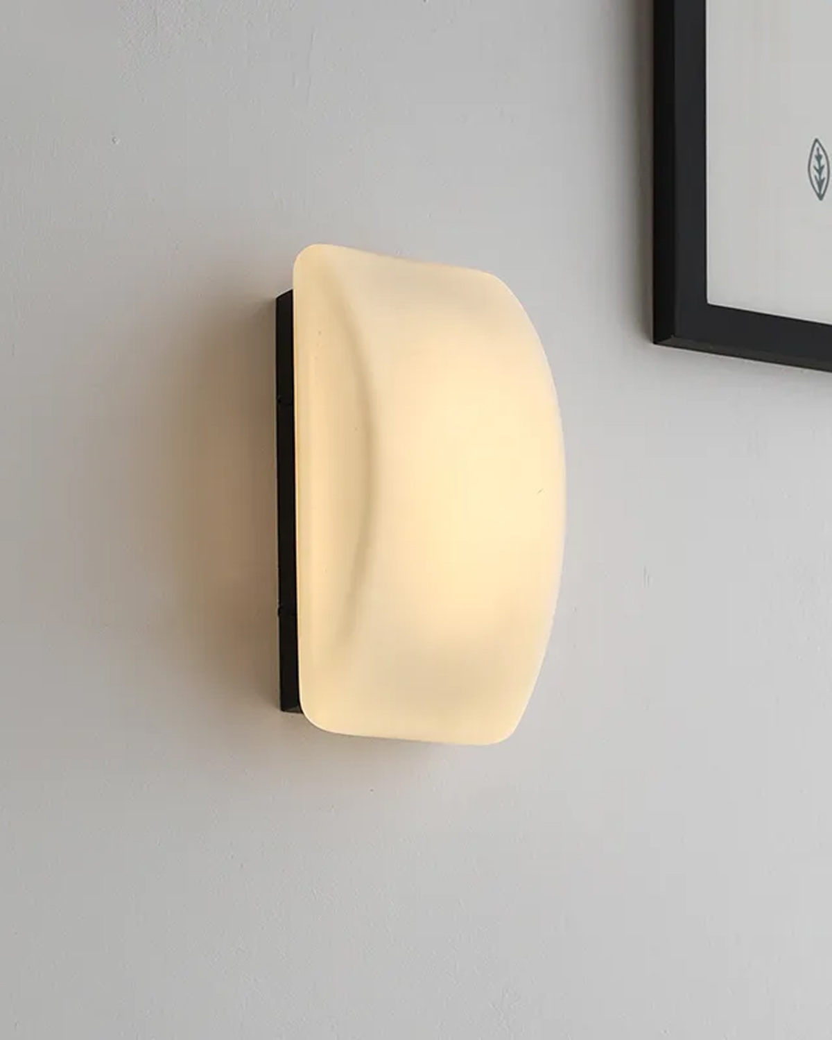 Brioche Wall Lamp