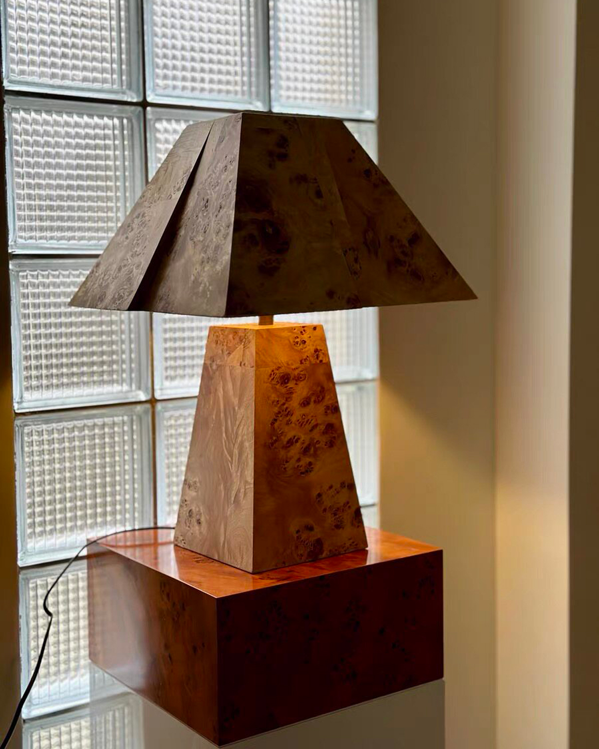 Burl Parallax Table Lamp