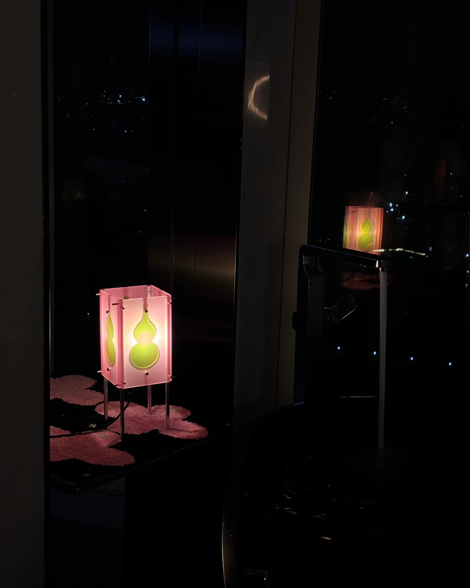 Calabash Glow Table Lamp