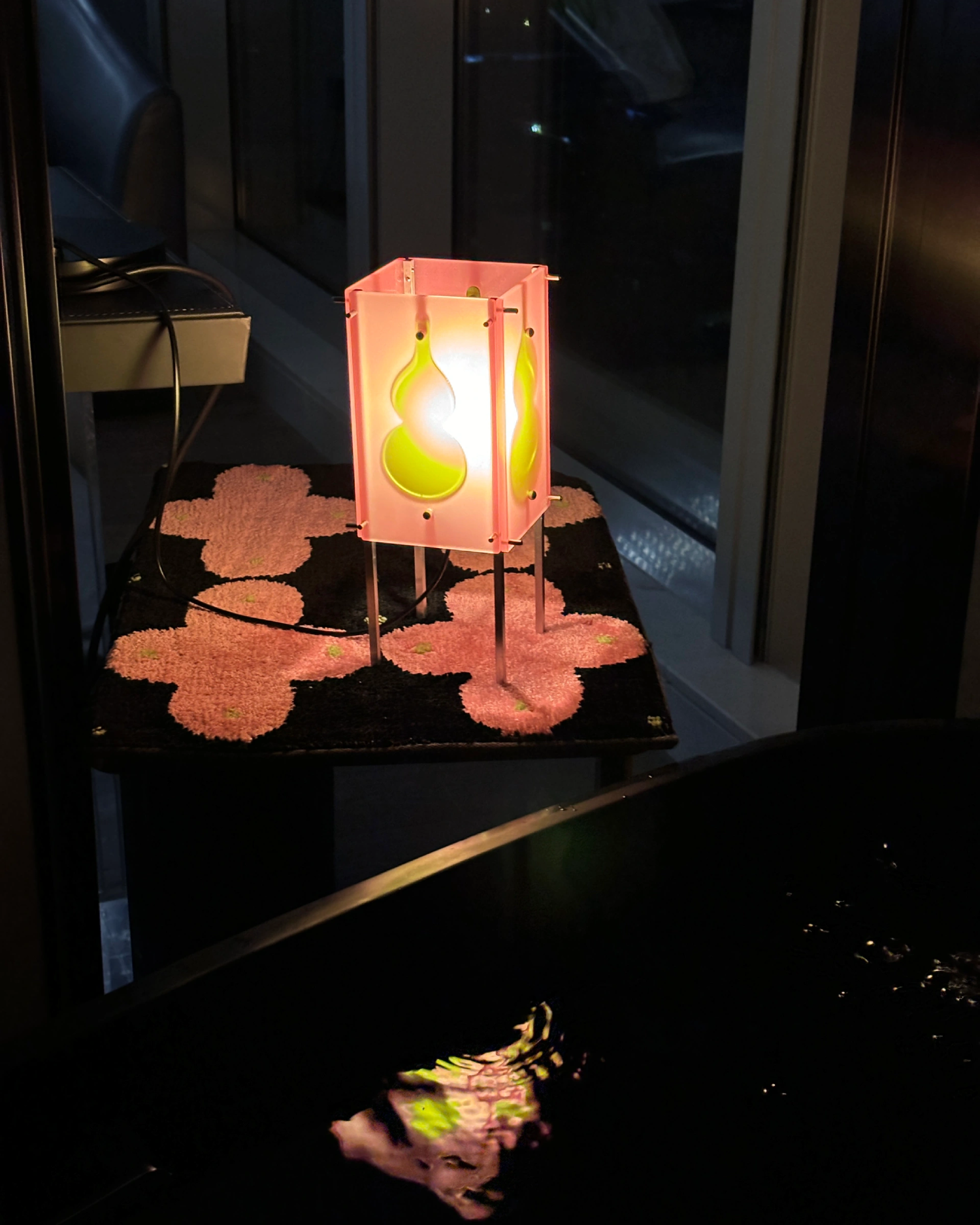 Calabash Glow Table Lamp