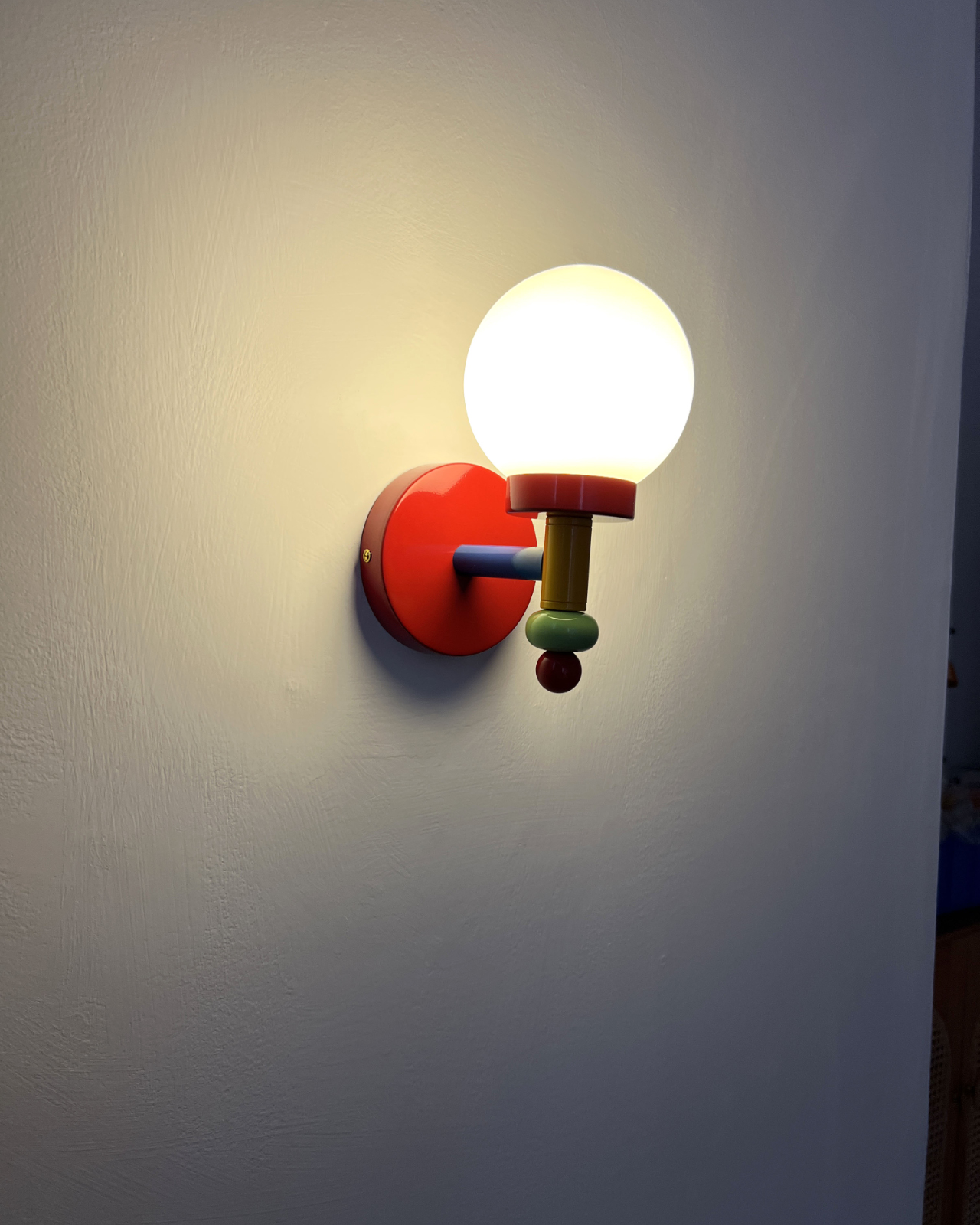 Candy Orb Wall Lamp