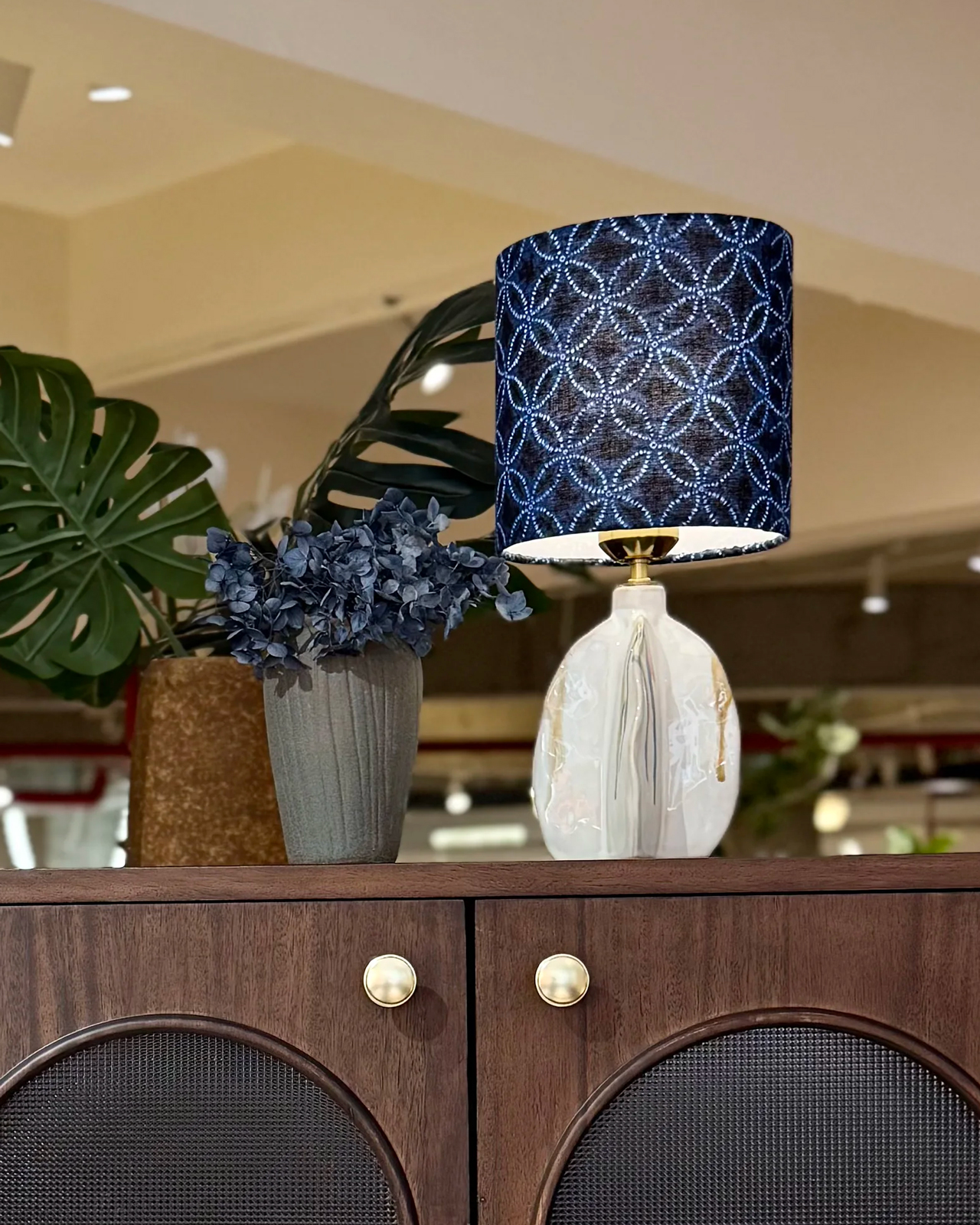Carambola Ceramic Table Lamp