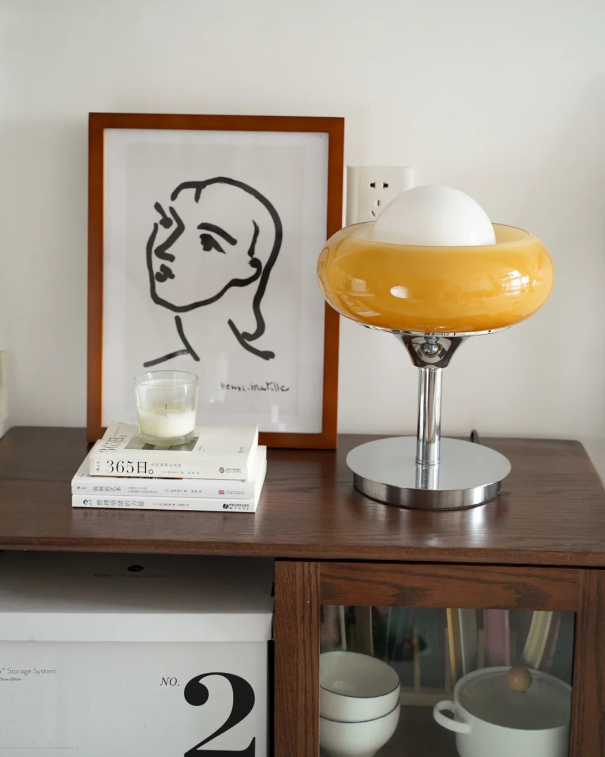 Caramel Soufflé Glass Table