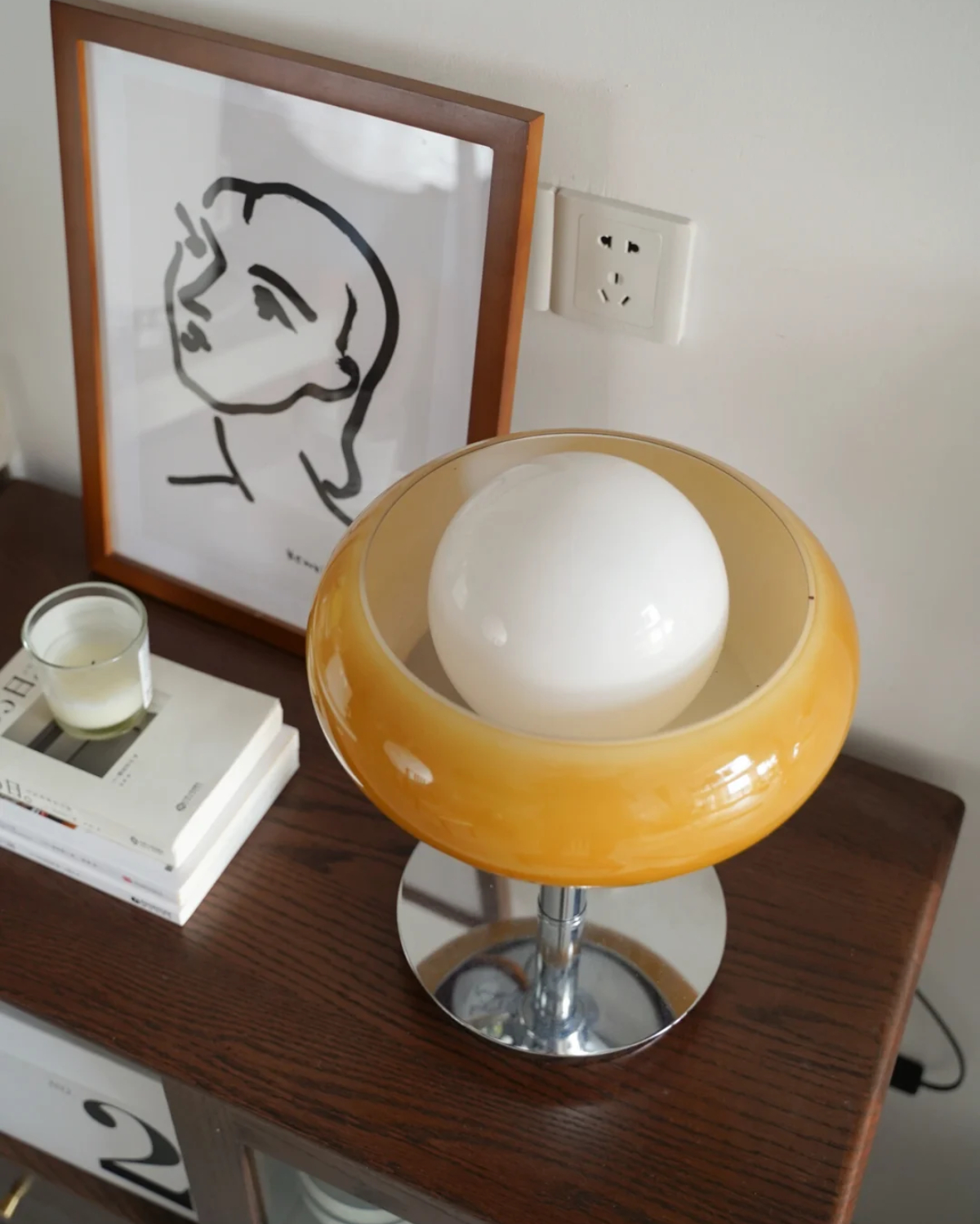 Caramel Soufflé Glass Table