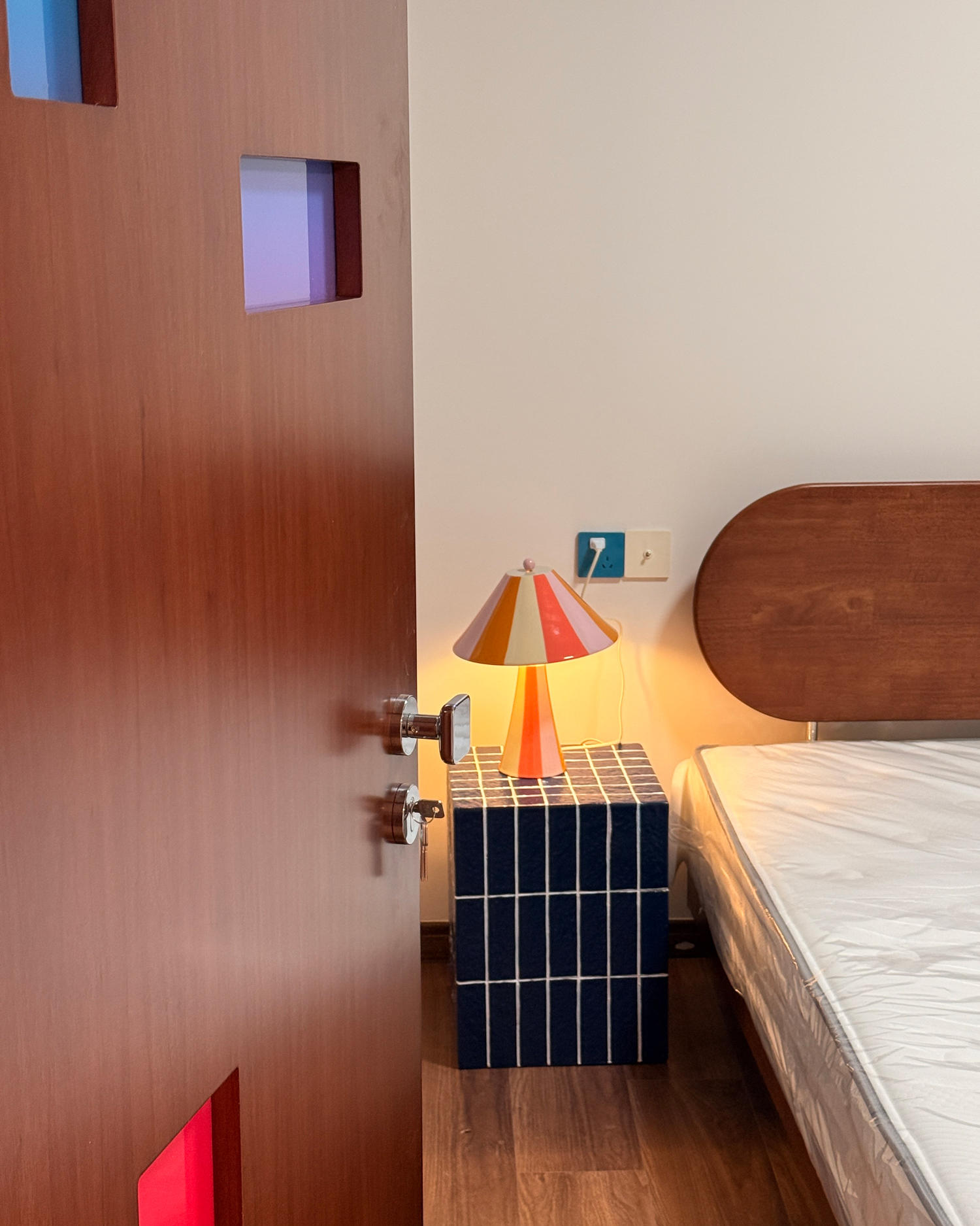 Carousel Glow Table Lamp