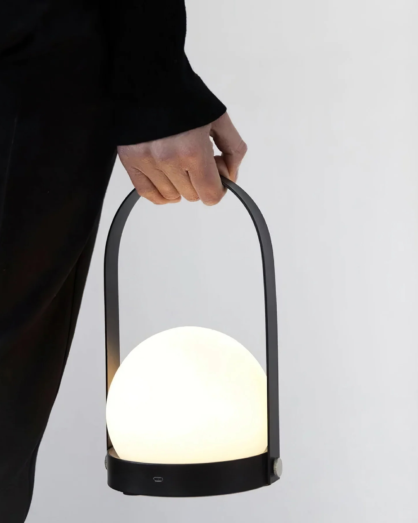 Carrie Built-in Battery Table Lamp