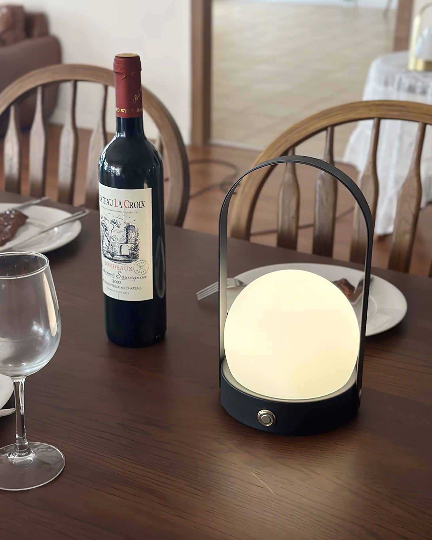 Carrie Built-in Battery Table Lamp