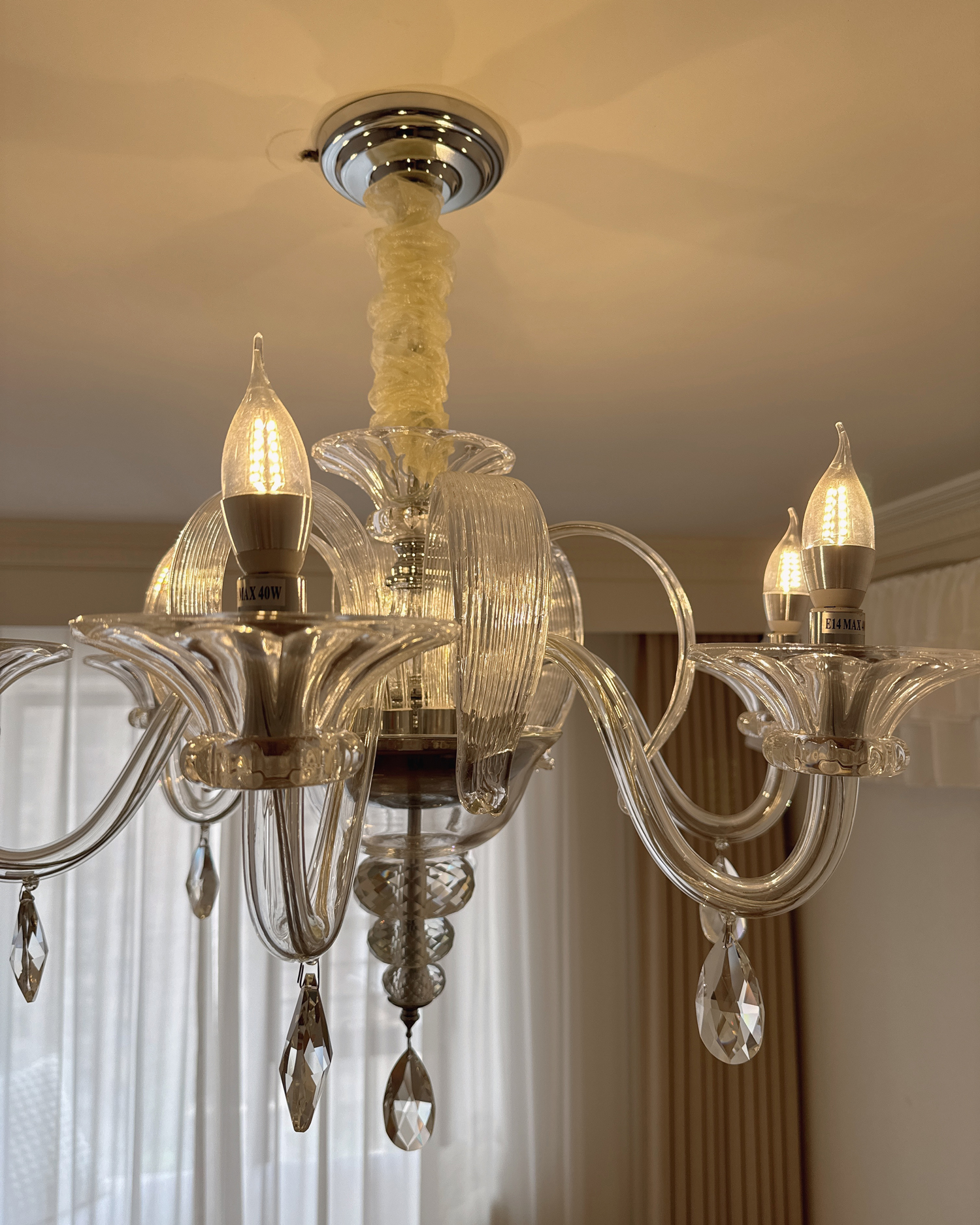 Chateau Lumiere Chandelier