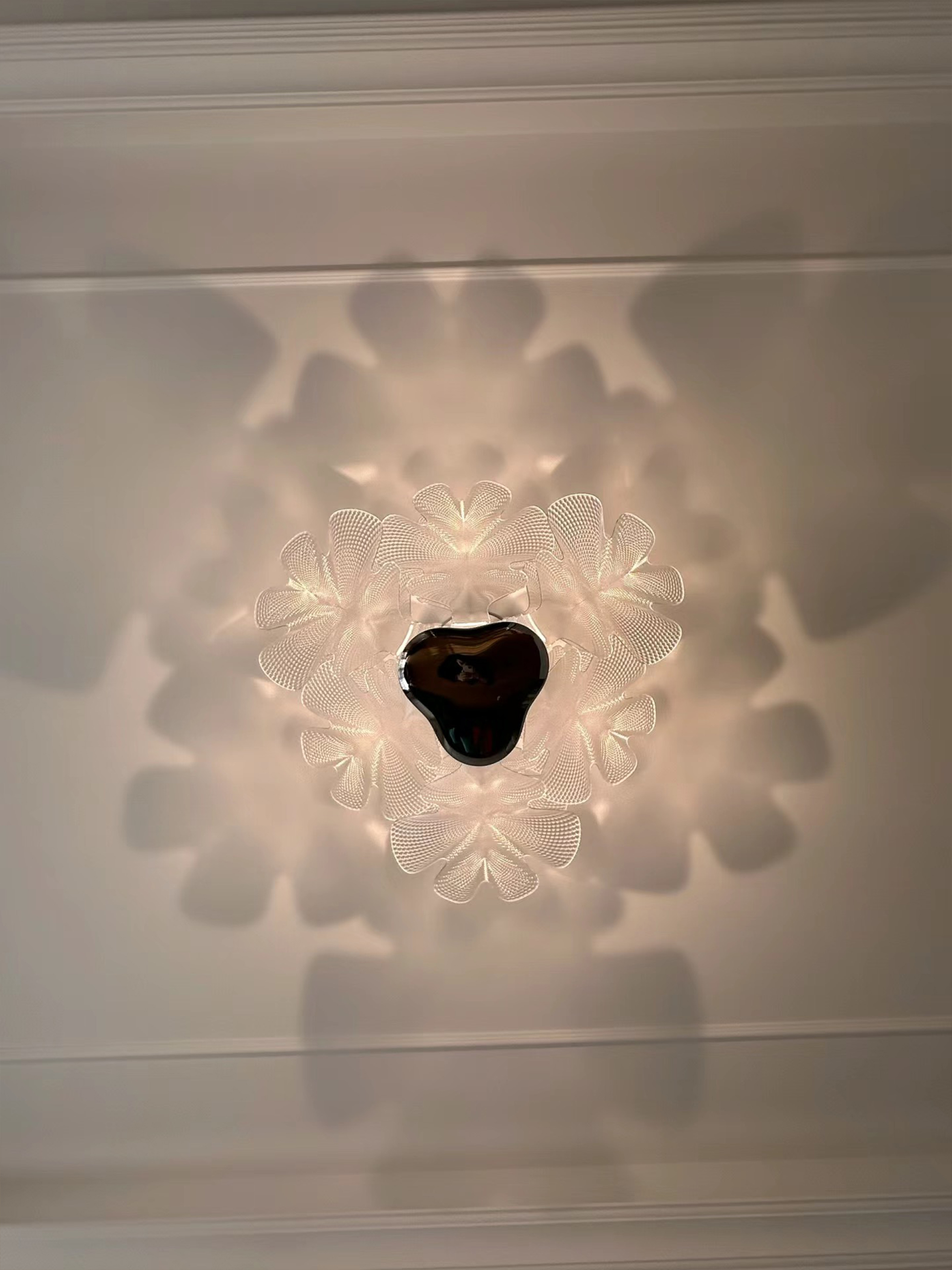 Chlorophilia Suspension Light