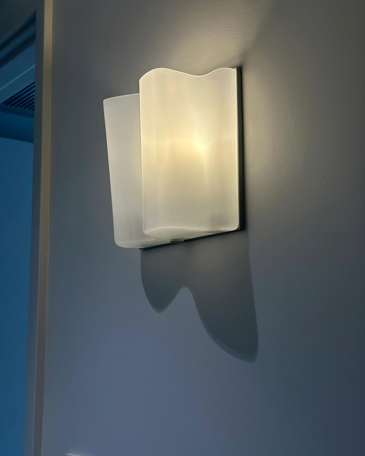 Cloud Glass Wall Lamp
