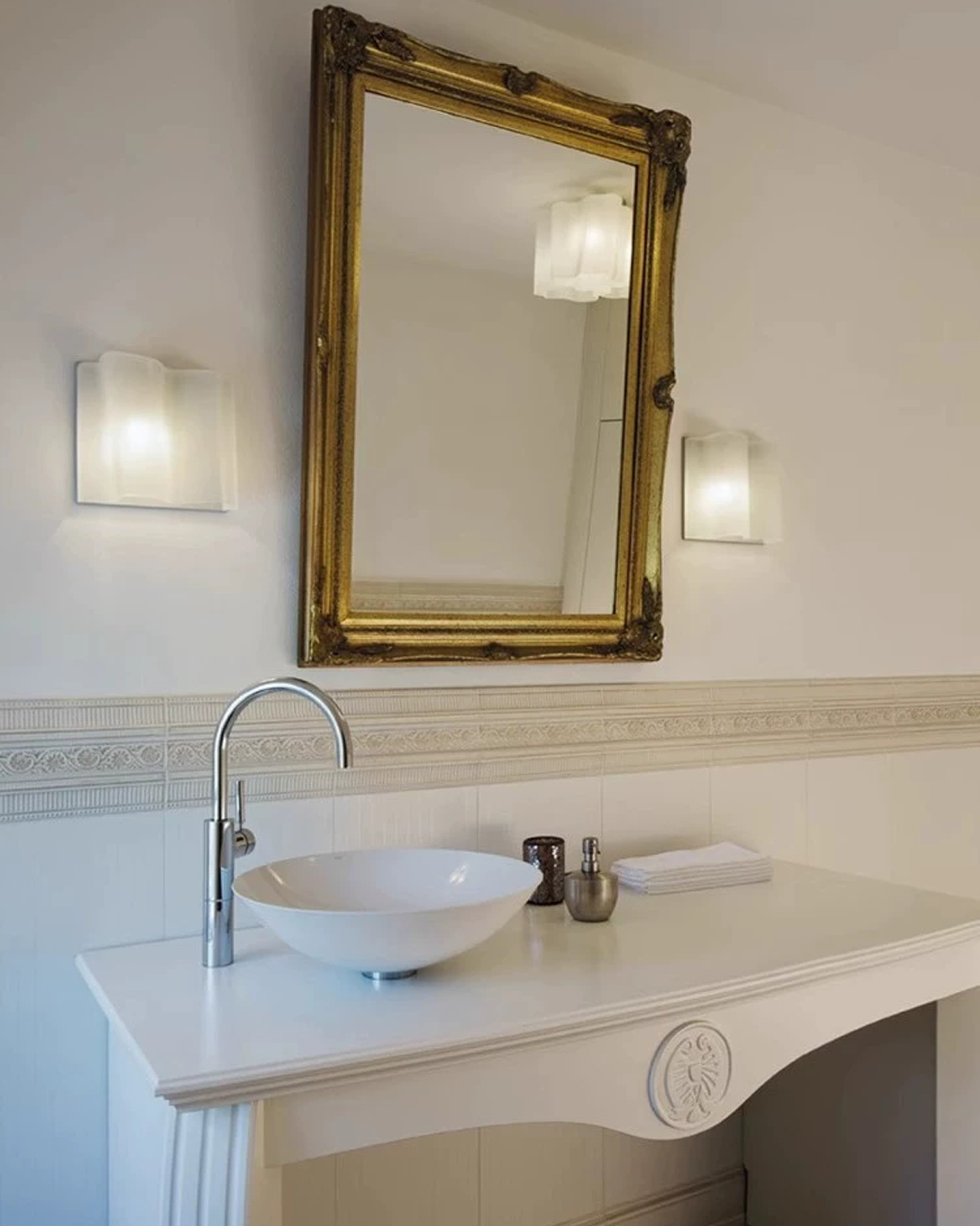 Cloud Glass Wall Lamp