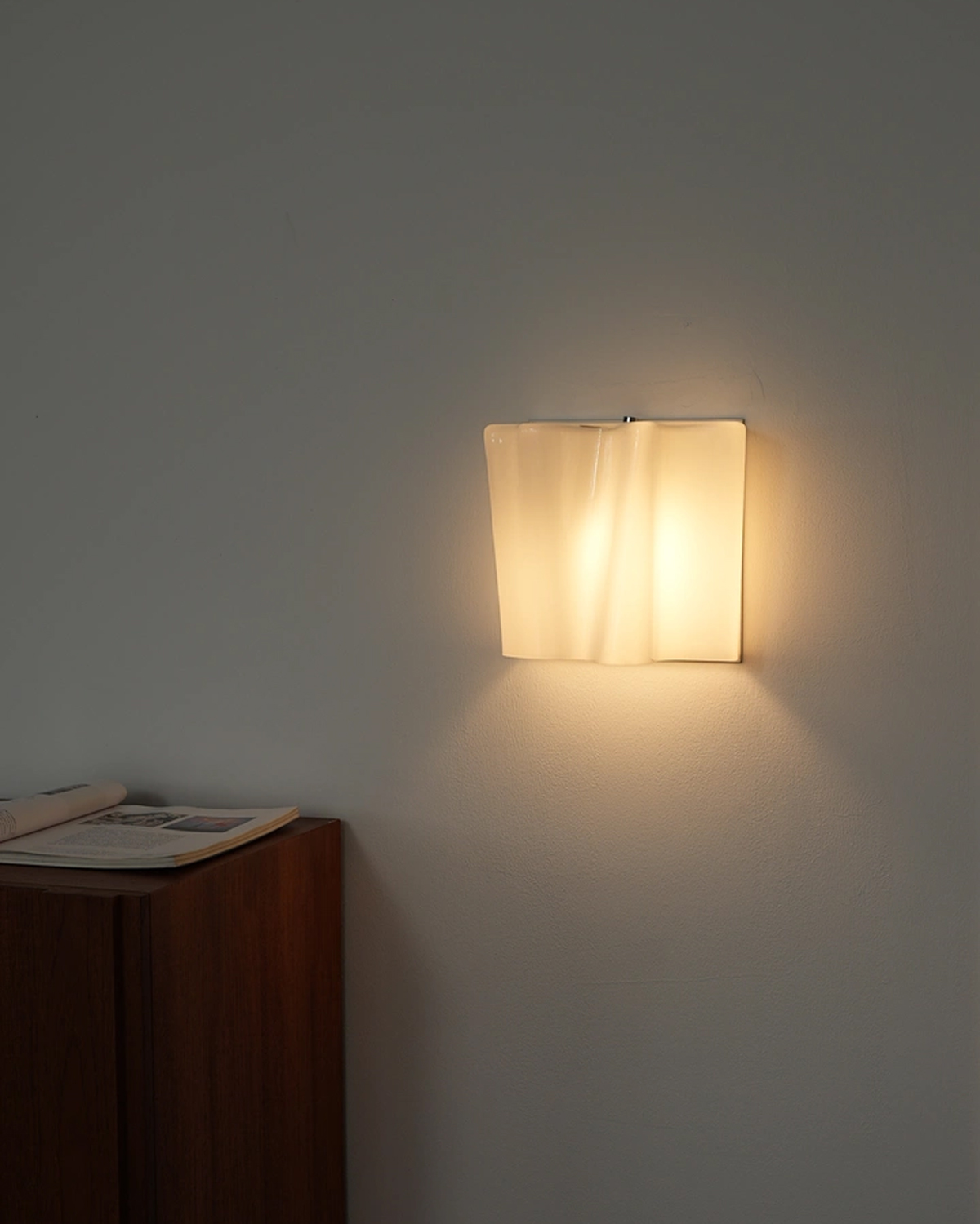 Cloud Glass Wall Lamp