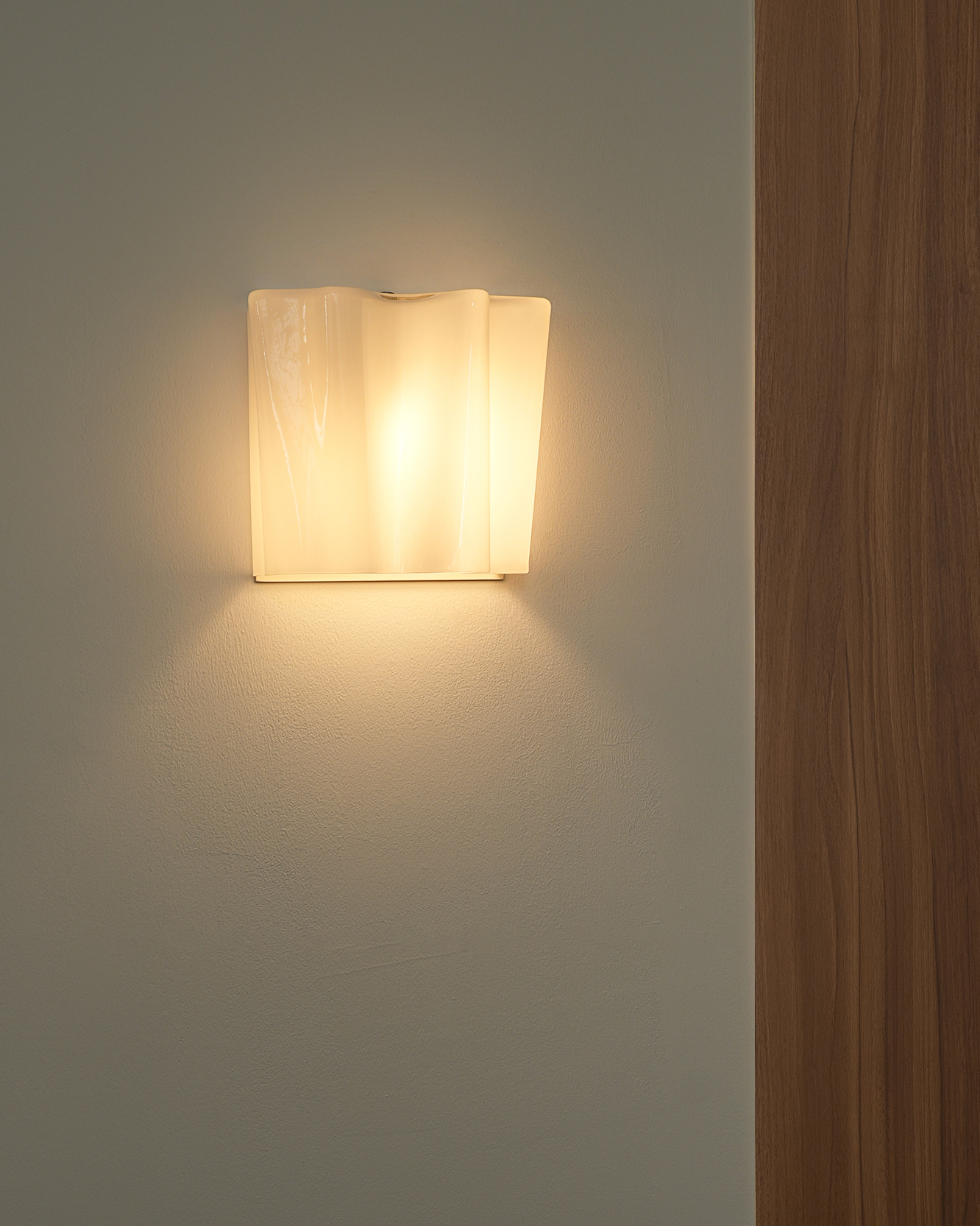 Cloud Glass Wall Lamp