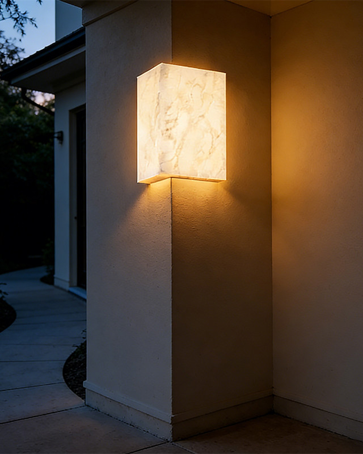 Corner Glow Alabaster Wall Light