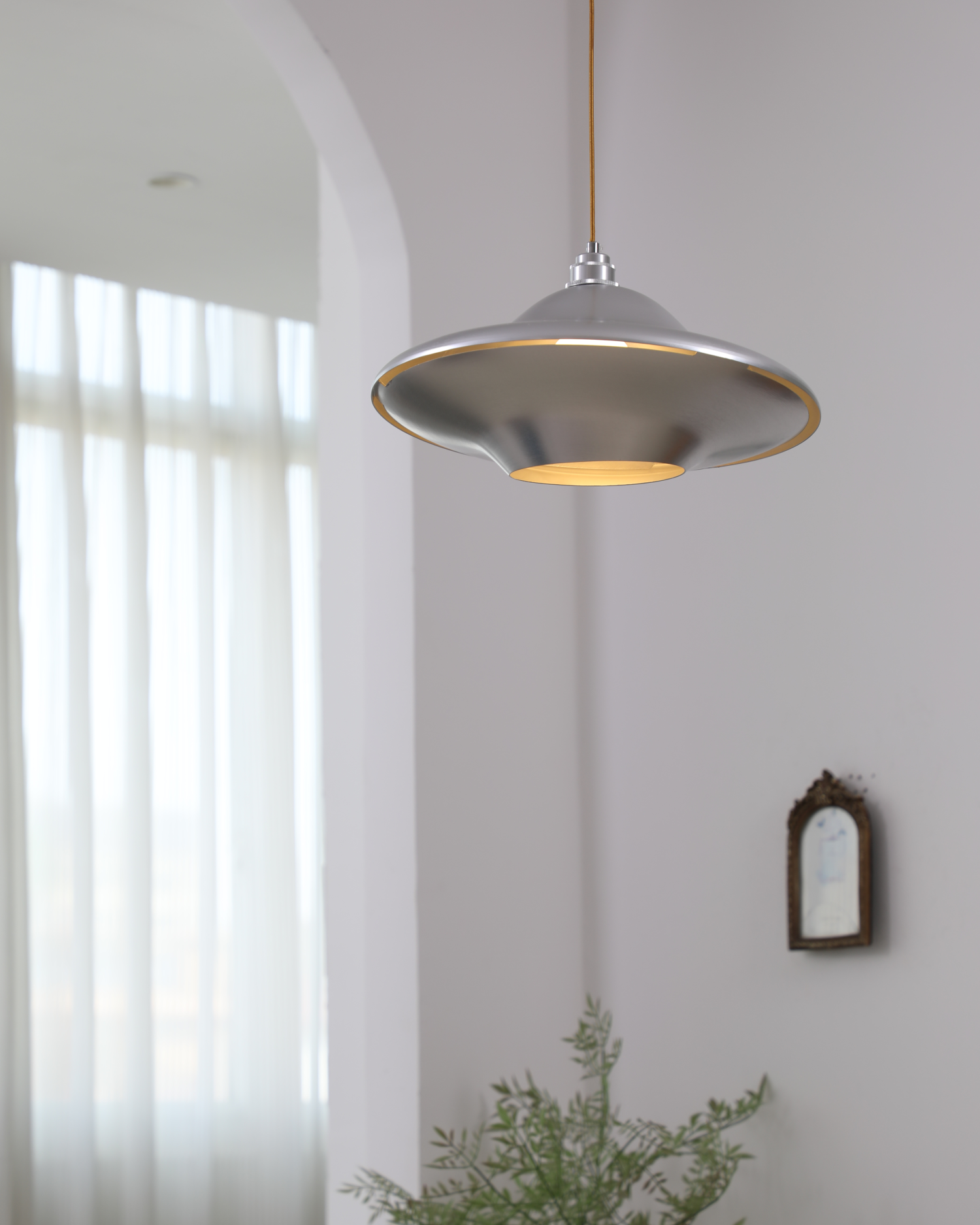 Cosmo Wave Pendant Light 