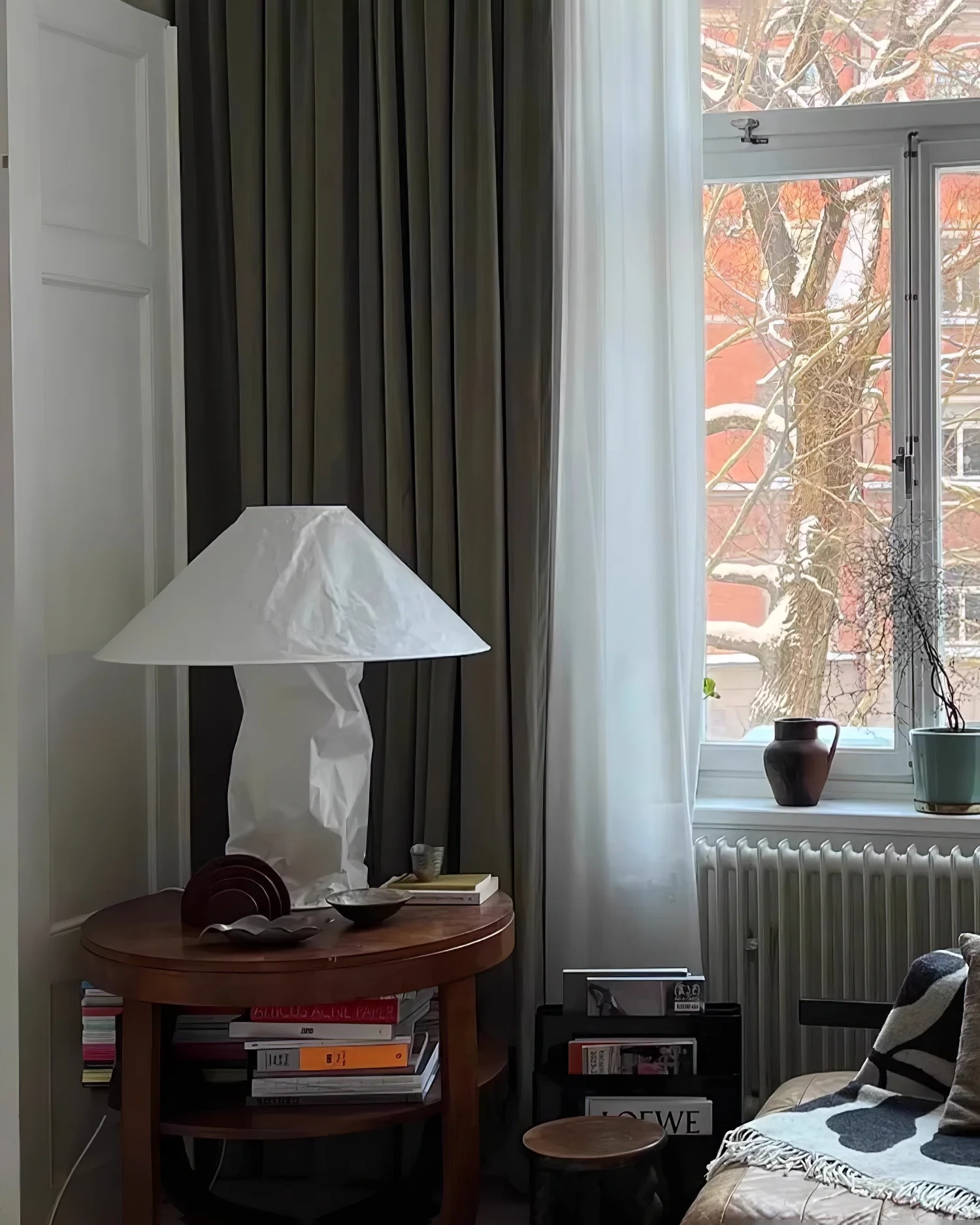 Crinkle Paper Table Lamp