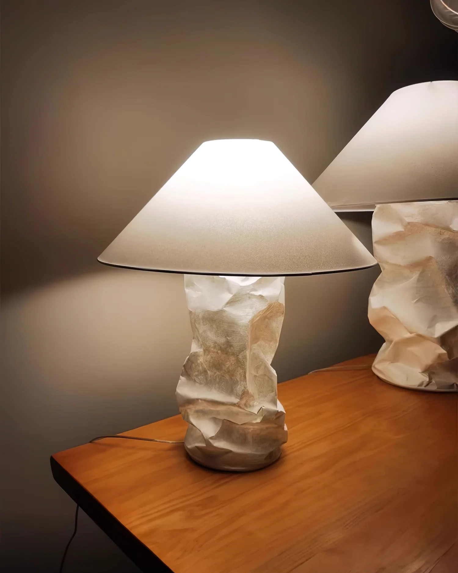 Crinkle Paper Table Lamp