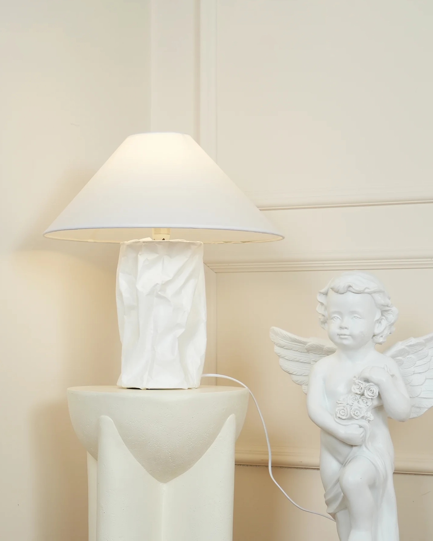 Crinkle Paper Table Lamp