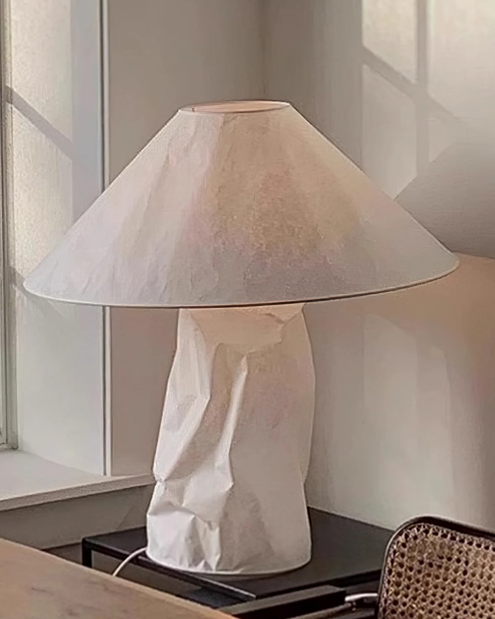 Crinkle Paper Table Lamp