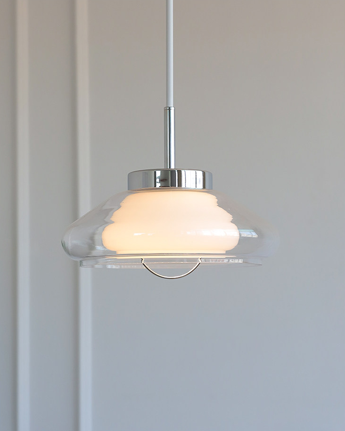  Isola Glass Pendant Light