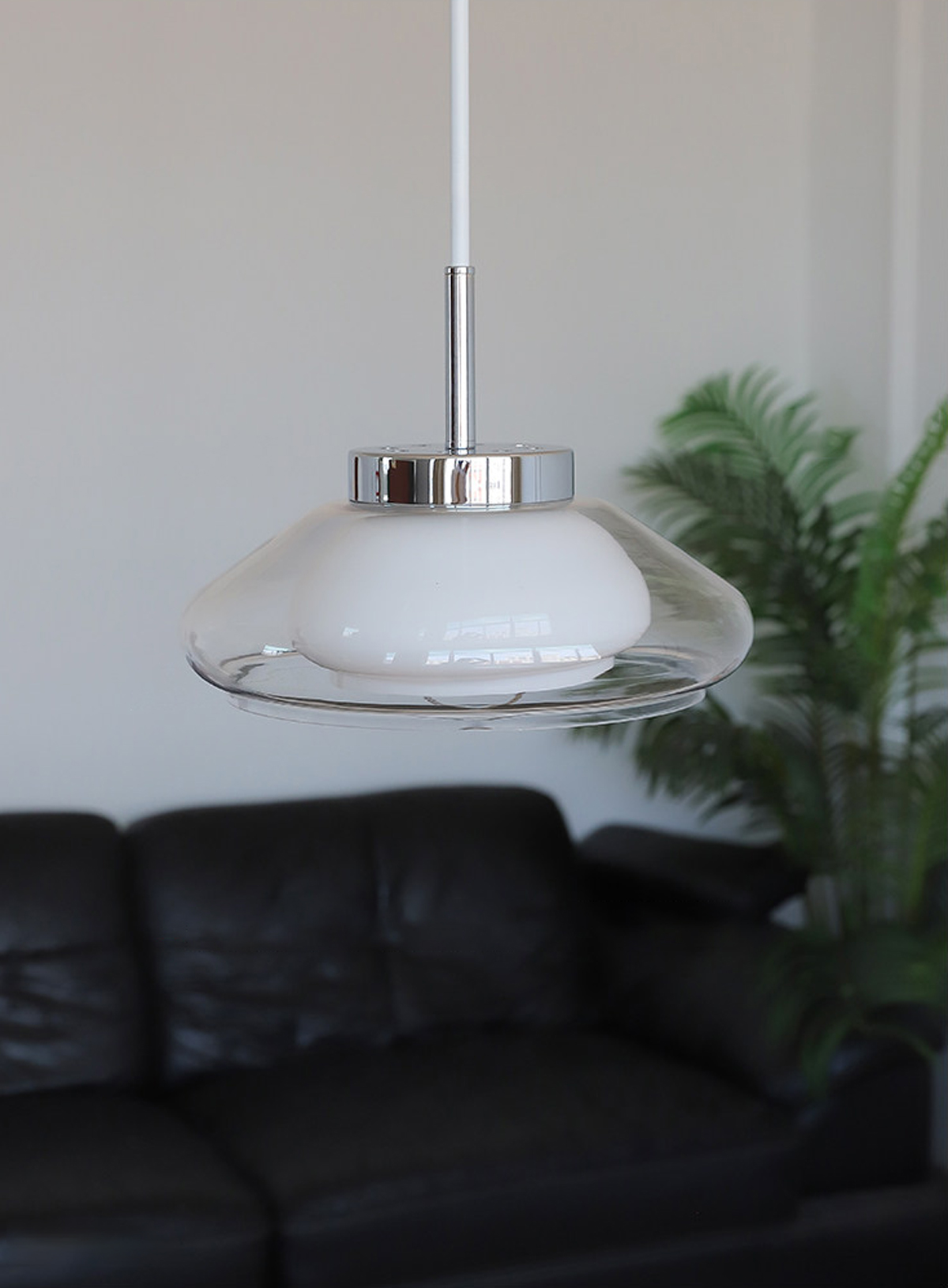  Isola Glass Pendant Light