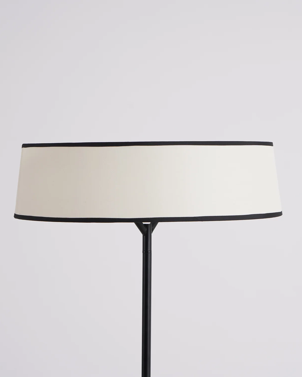 Dama Floor Lamp