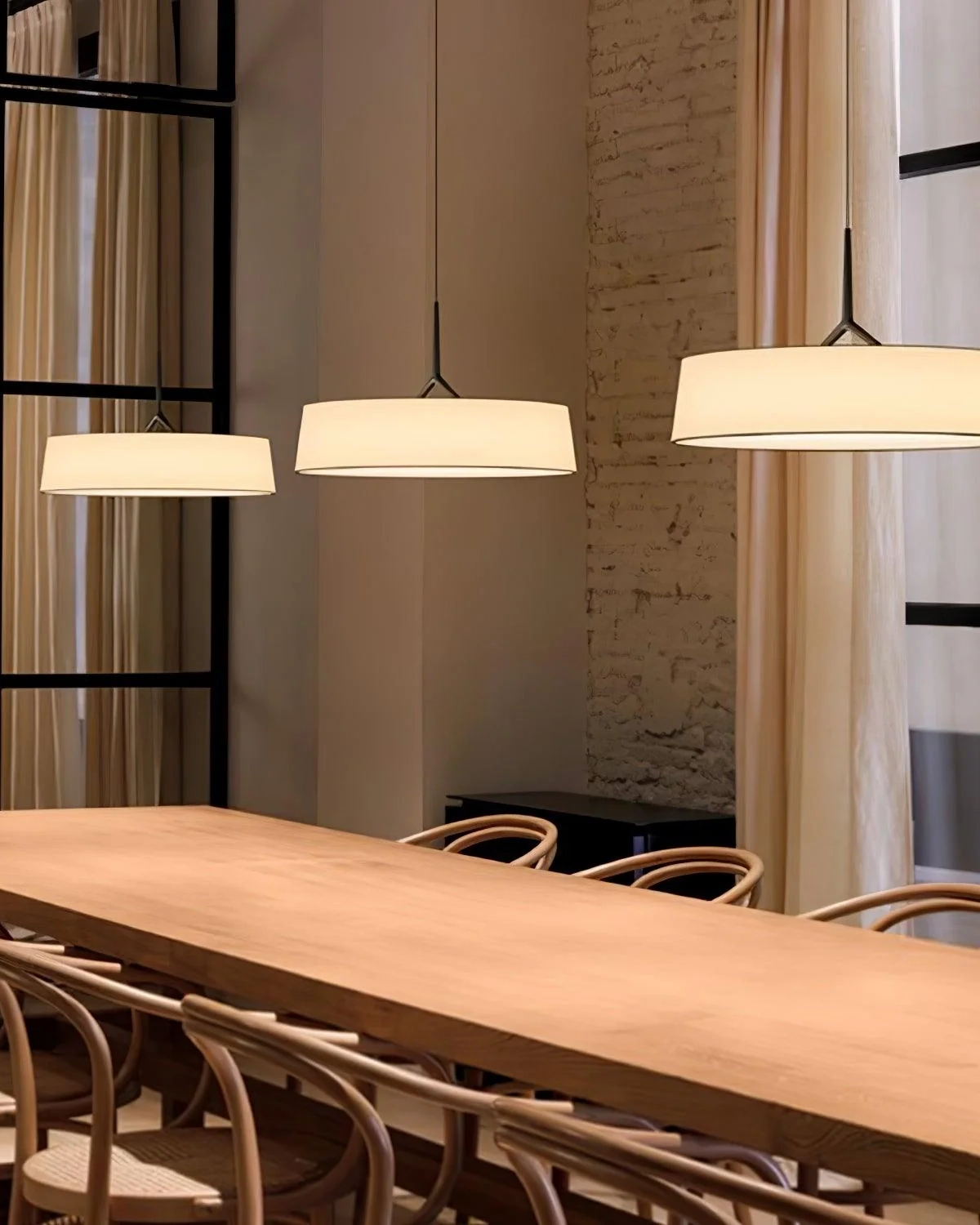 Dama Pendant Lamp