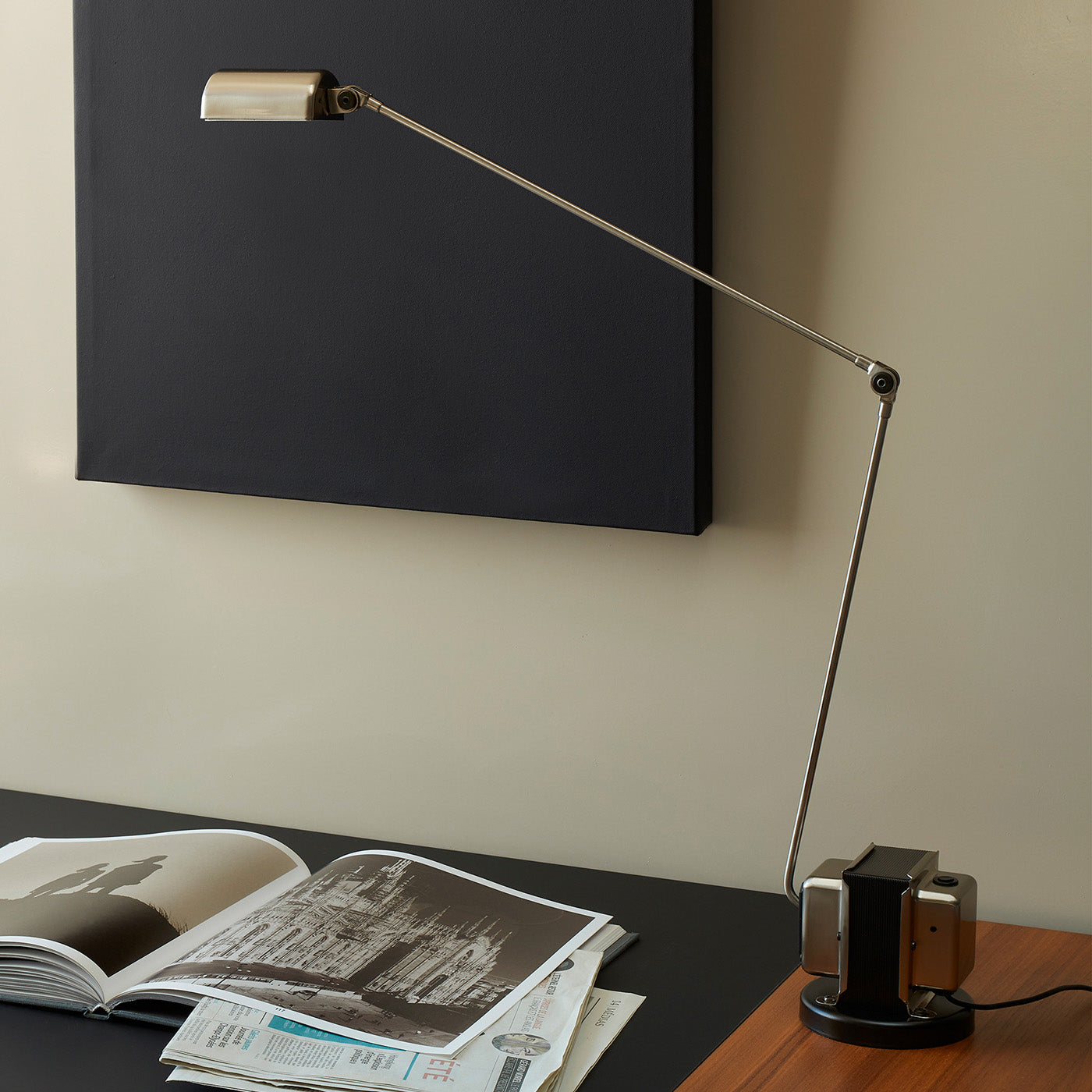 Daphines Table Lamp-elegalight