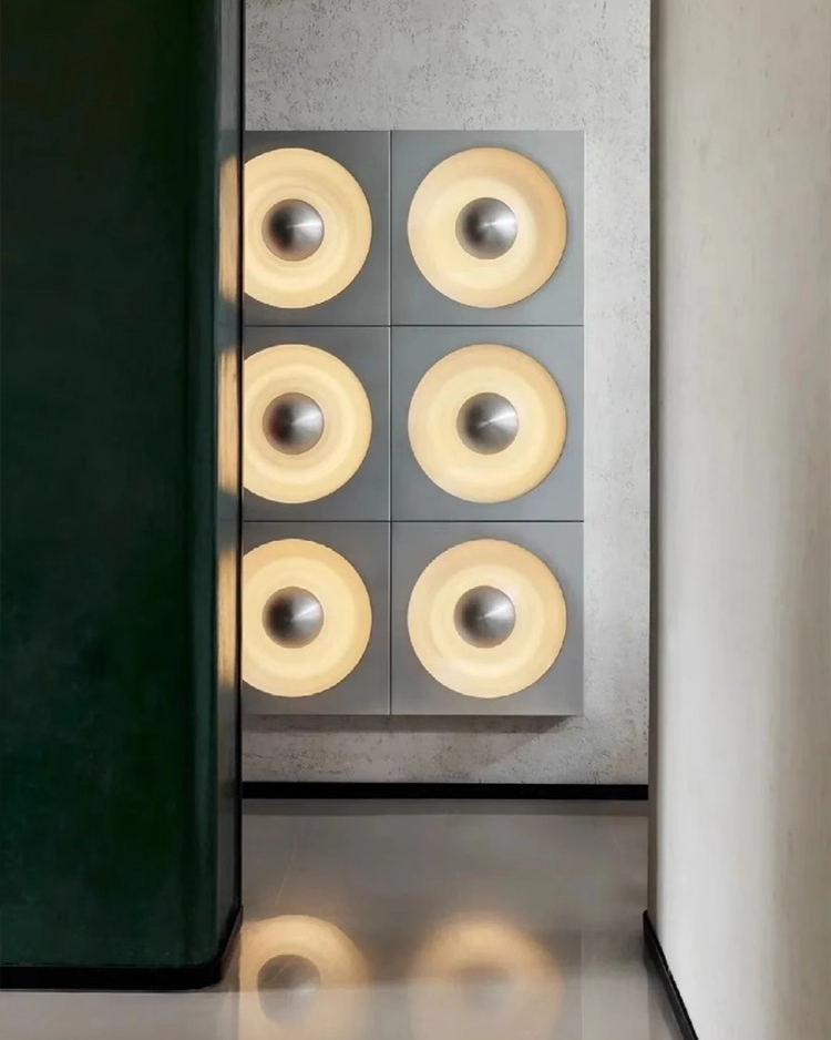 Domus Halo Wall Lamp