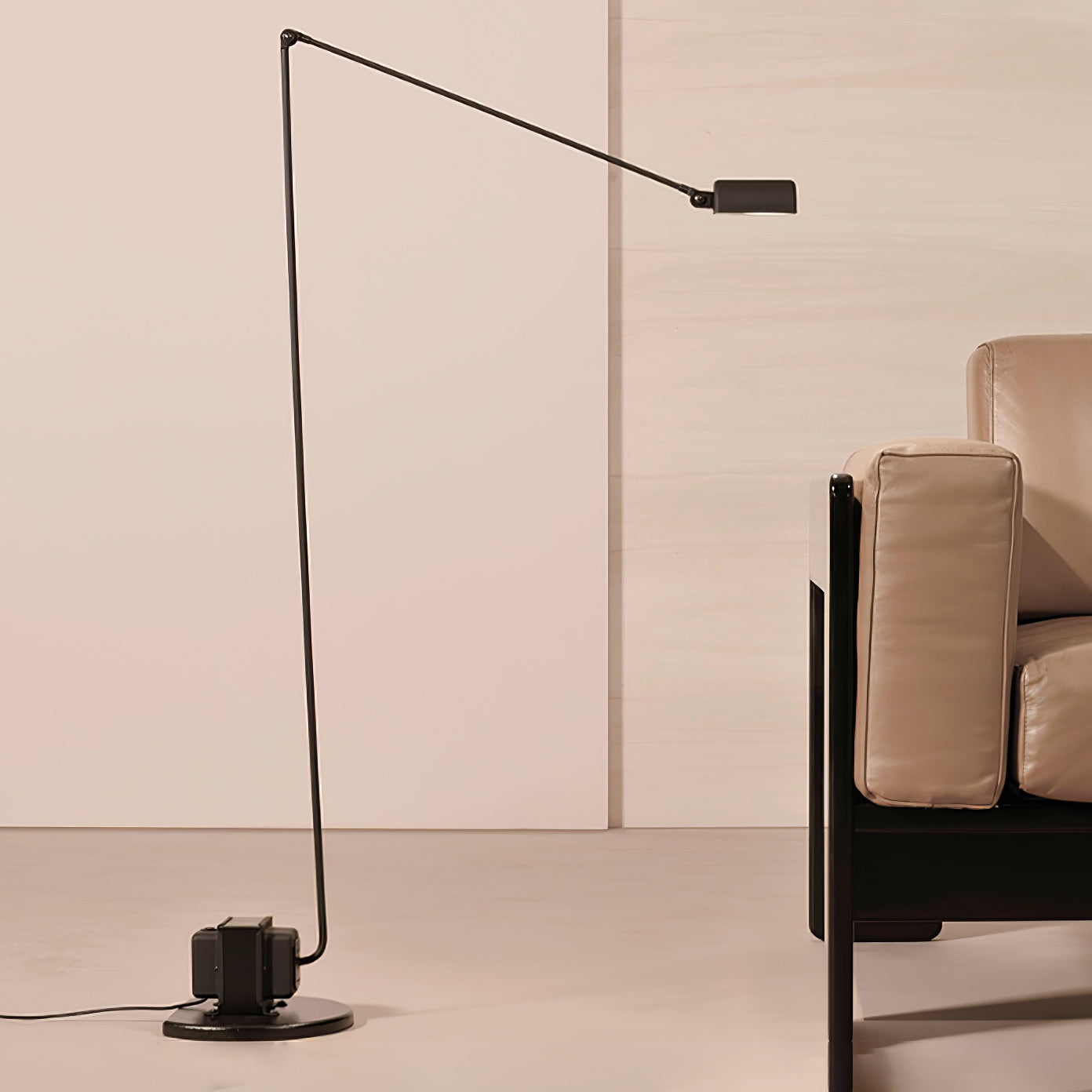 Daphines Floor Lamp-elegalight
