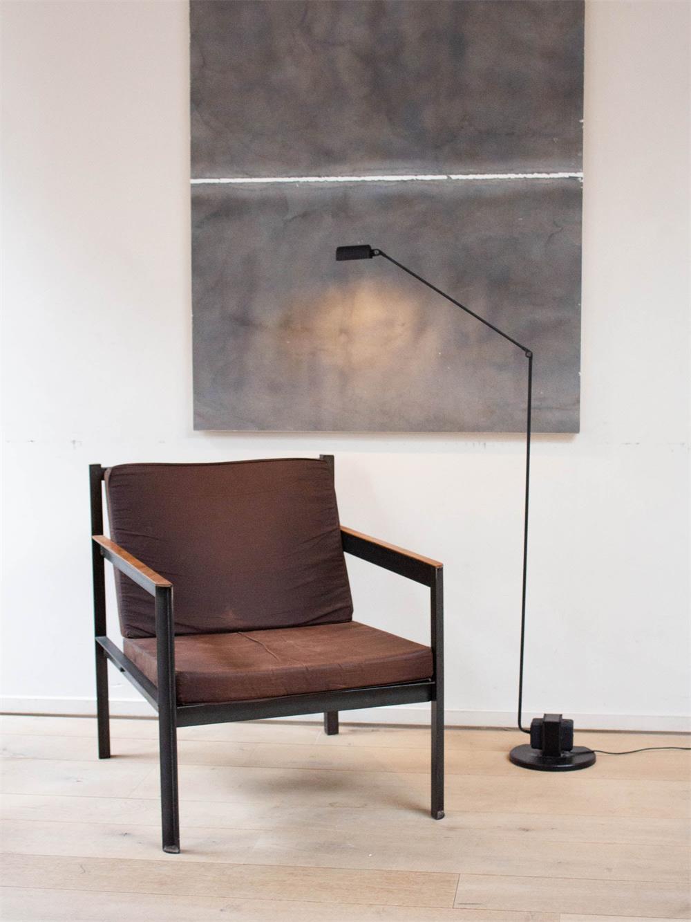 Daphines Floor Lamp-elegalight