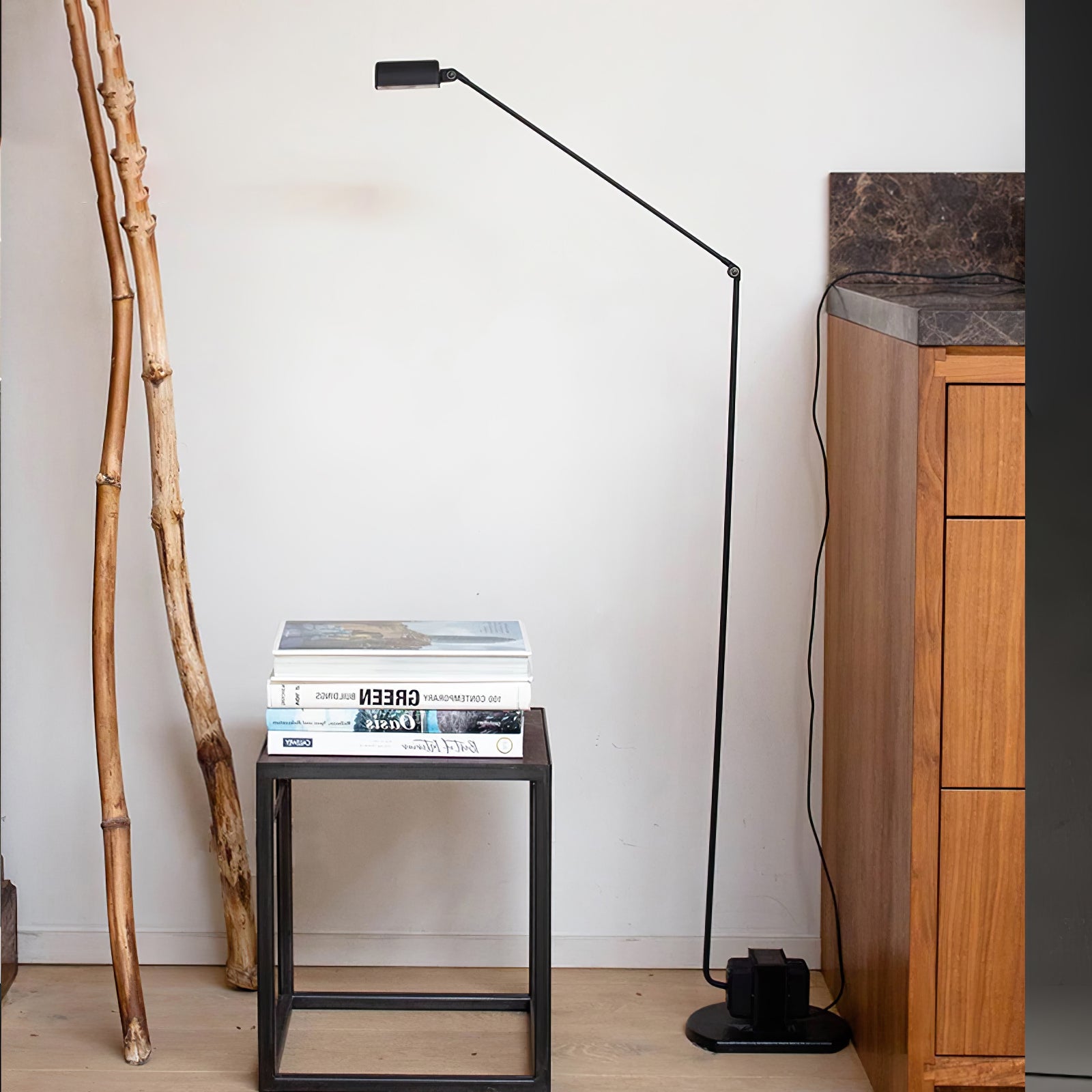 Daphines Floor Lamp-elegalight