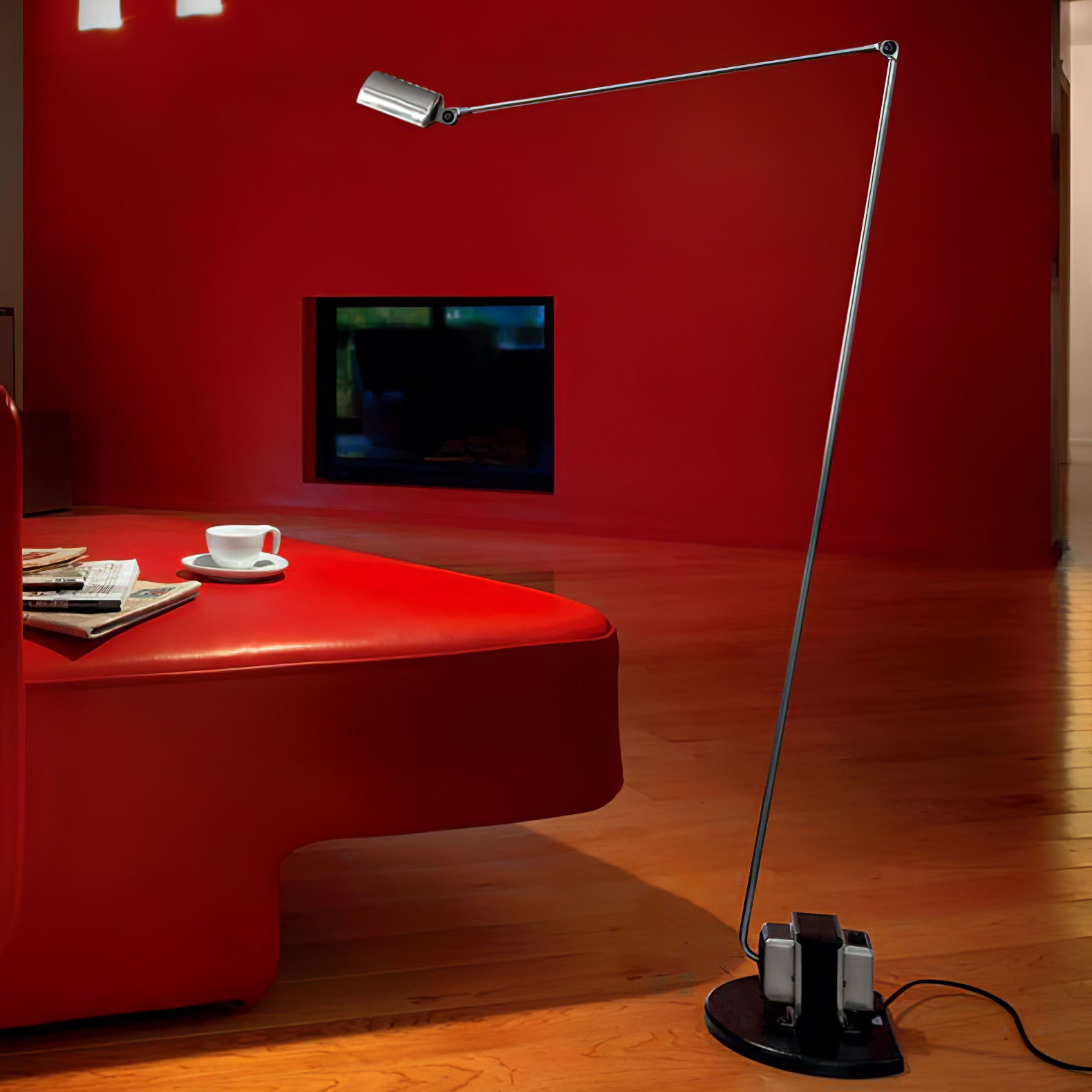 Daphines Floor Lamp-elegalight