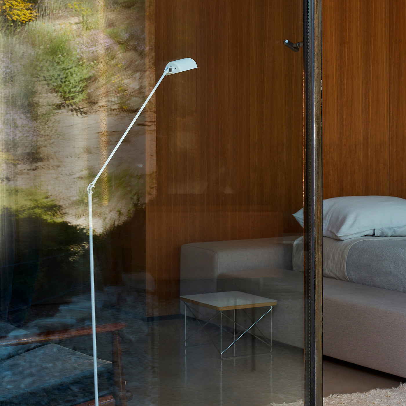 Daphines Floor Lamp-elegalight