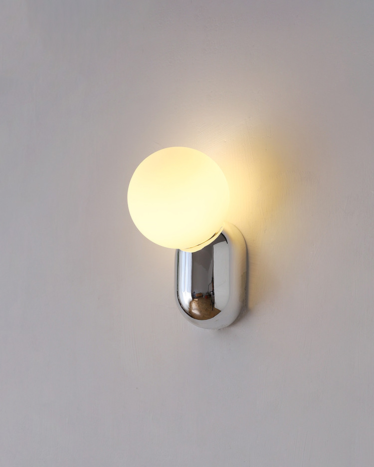 Dottie Globe Wall Light