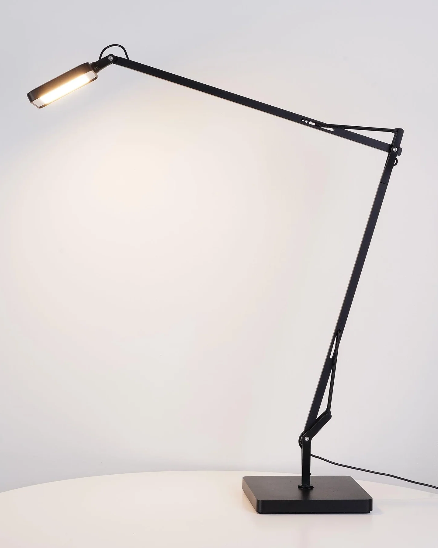 Edge Table Lamp