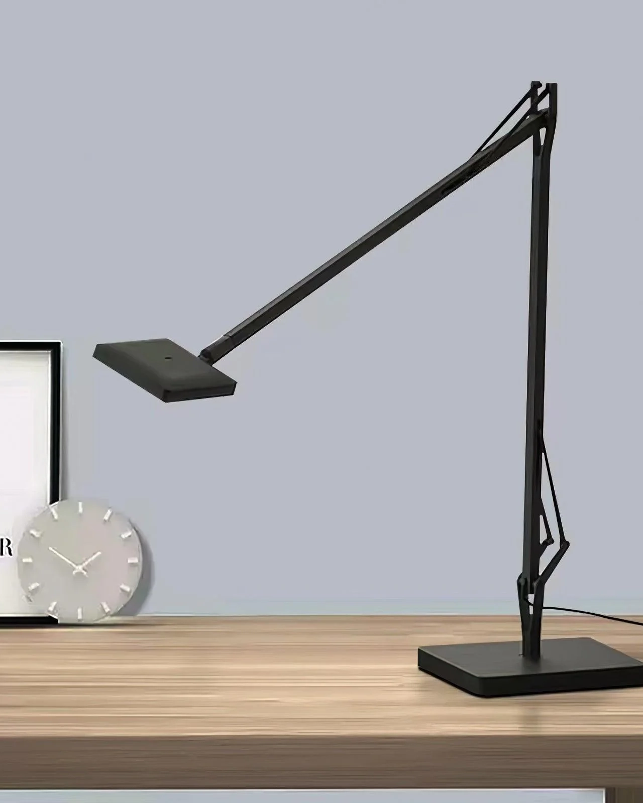 Edge Table Lamp
