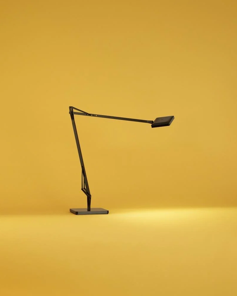 Edge Table Lamp
